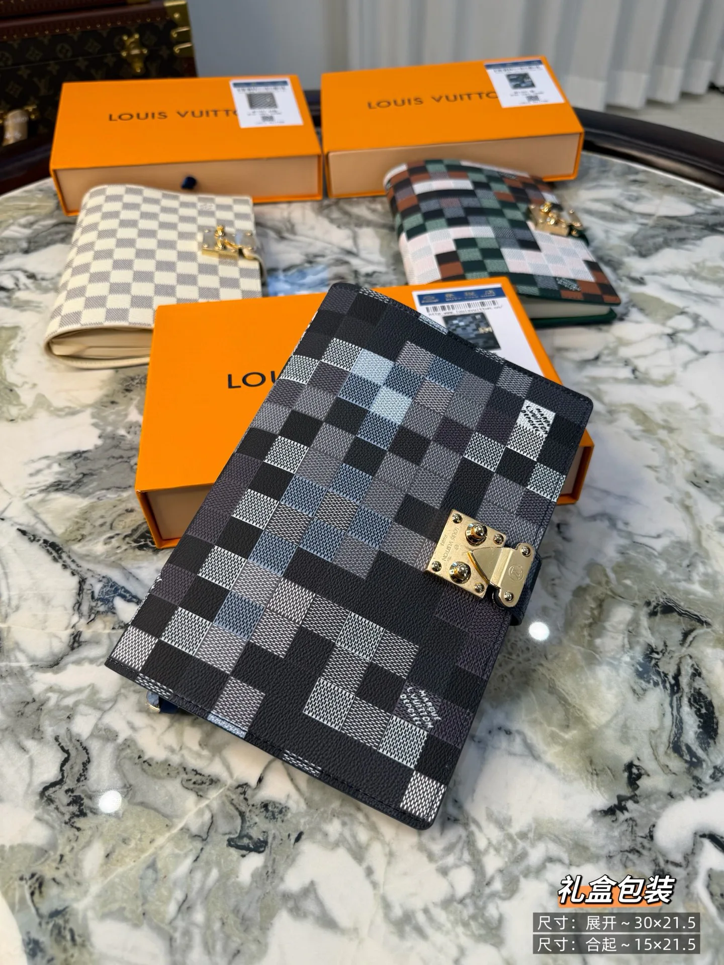 Классические Сумки Женские Louis Vuitton 11888363