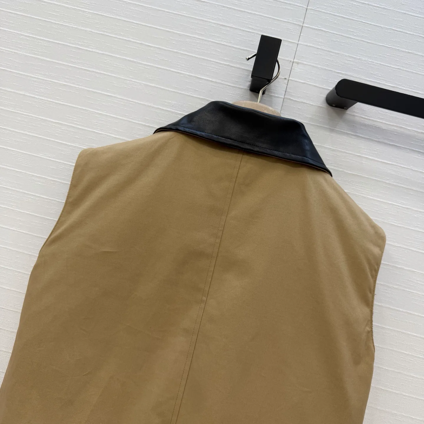 Жилеты Женские Brunello Cucinelli 19000940
