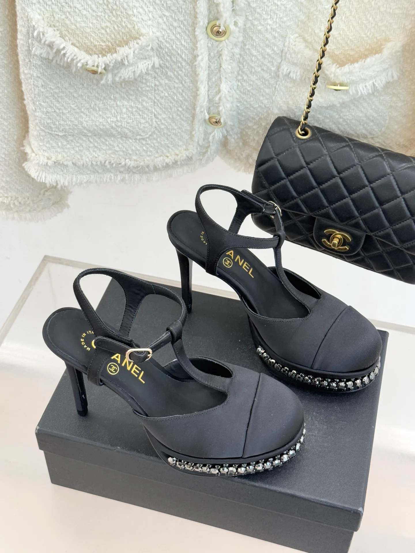 Босоножки Женские Chanel 11182795