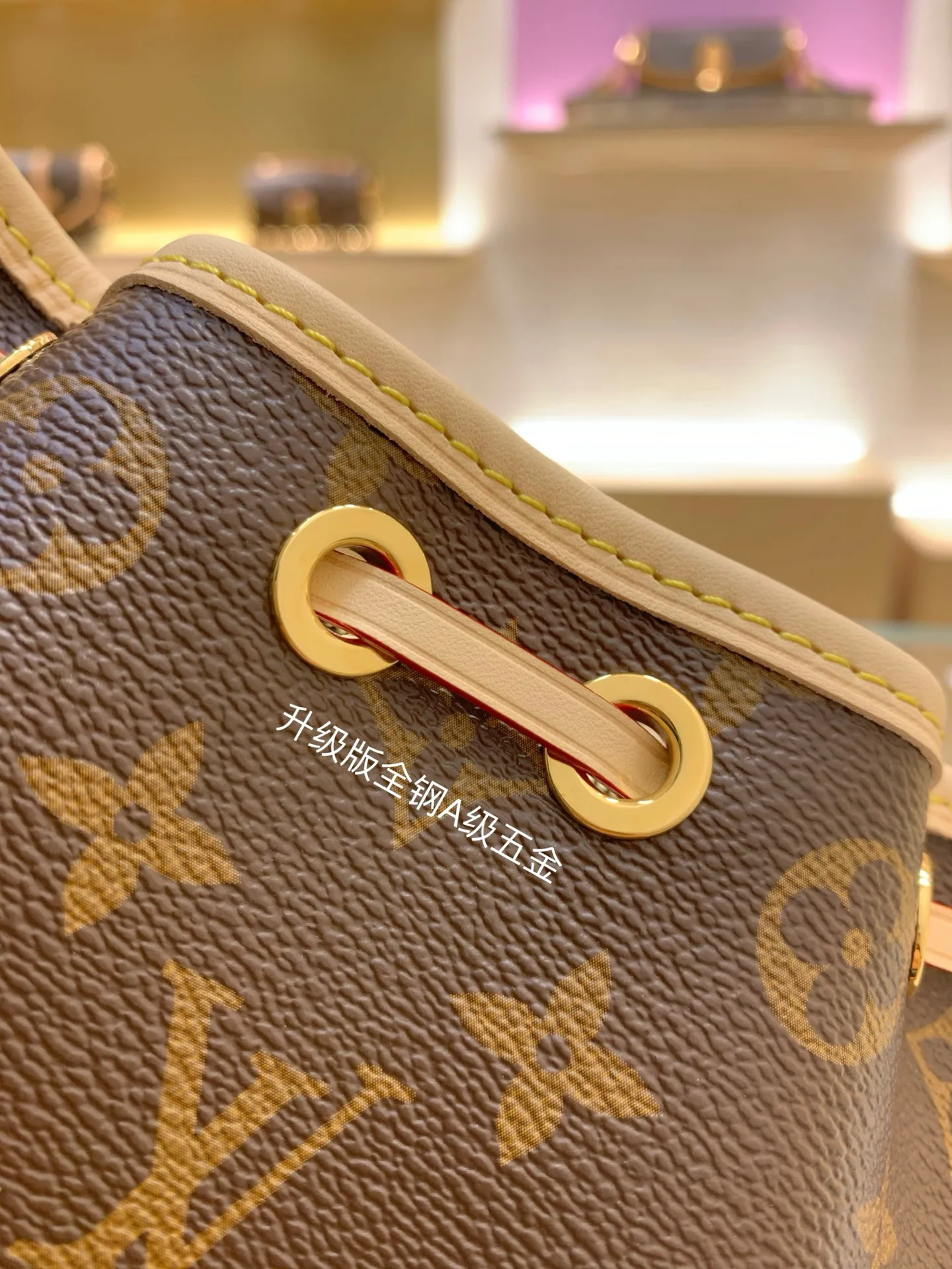 Классические Сумки Женские Louis Vuitton 17303176