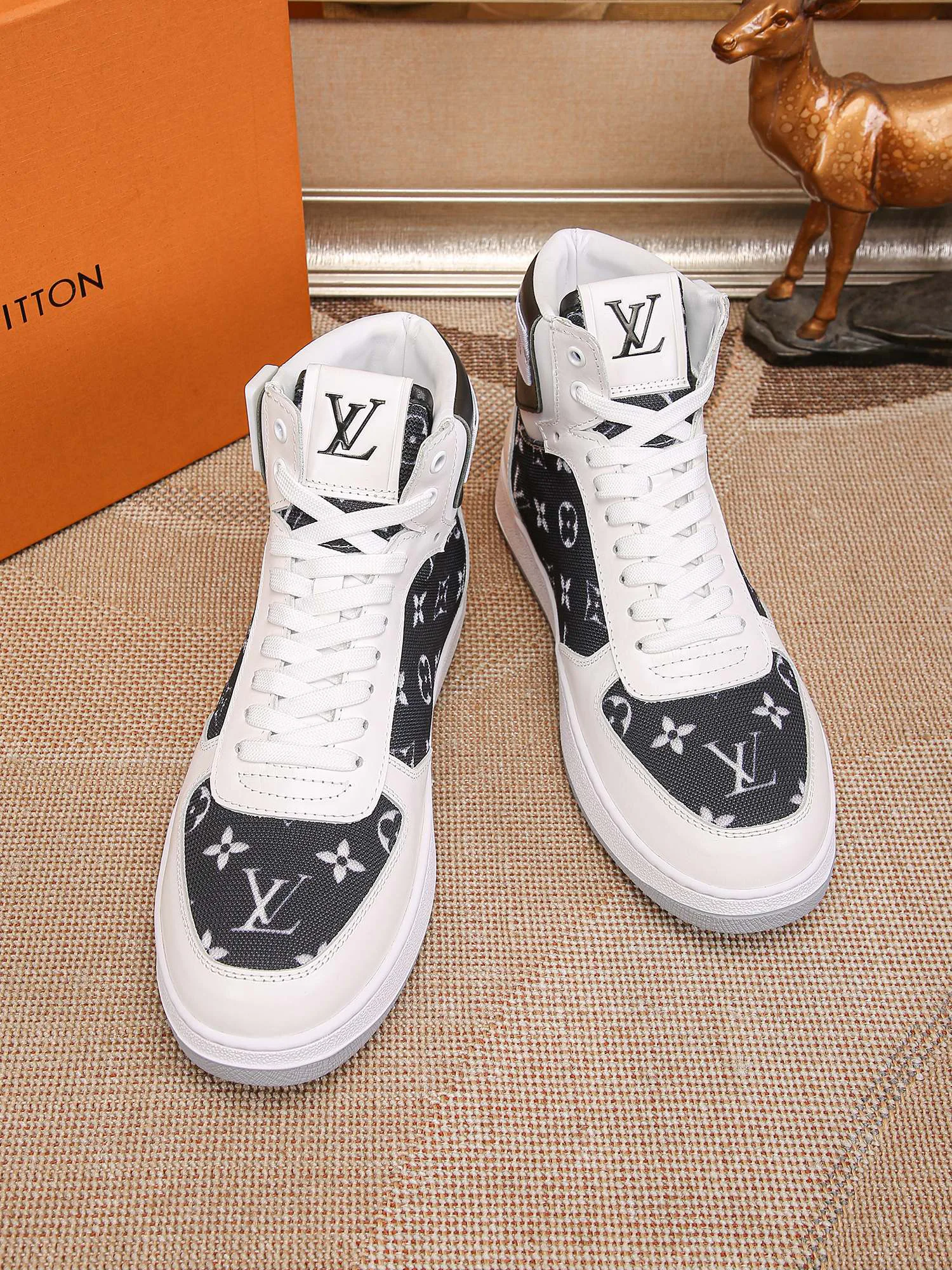 Ботинки Мужские Louis Vuitton 438056