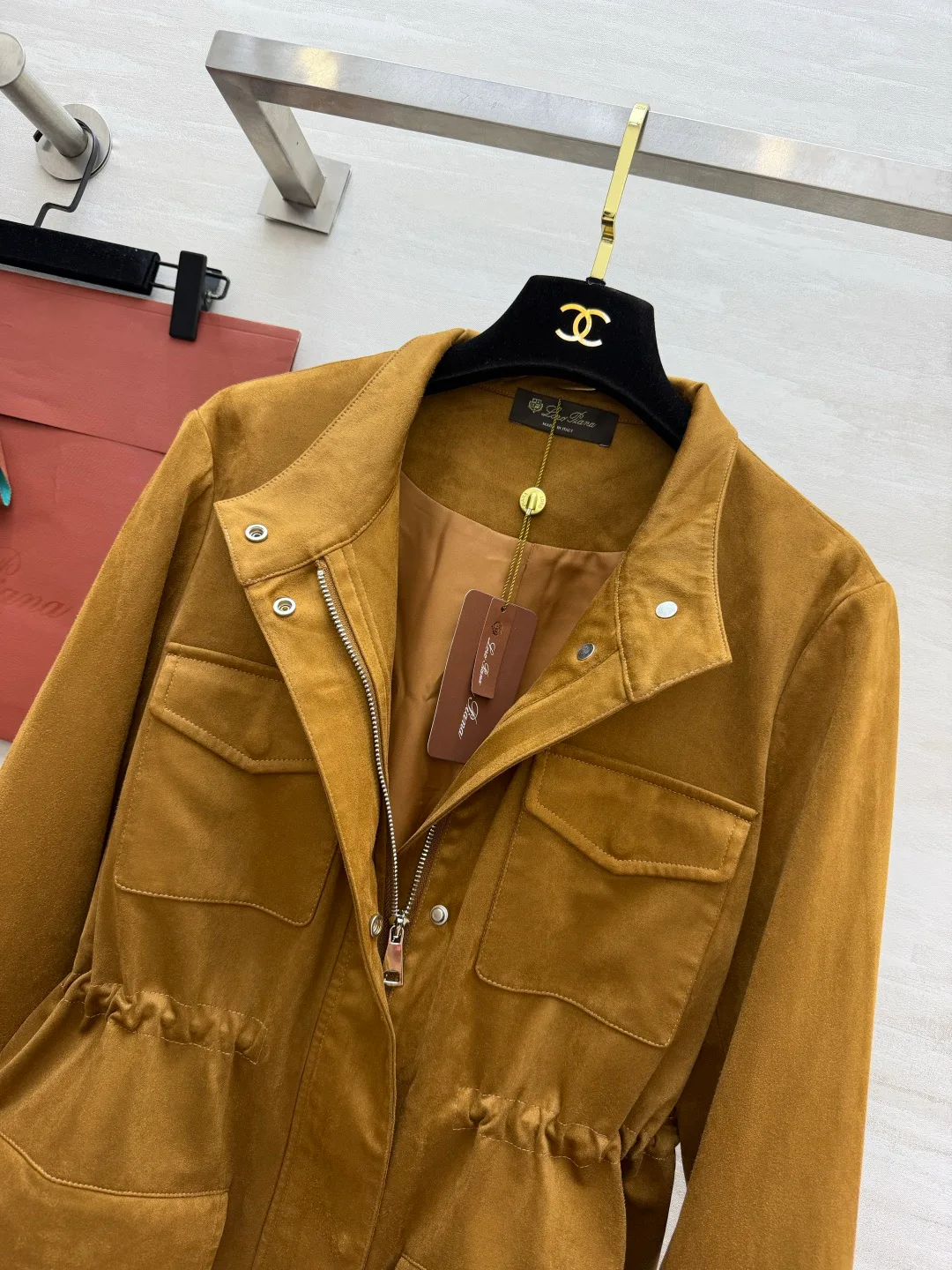 Куртки И Пуховики Женские Loro Piana 19056171