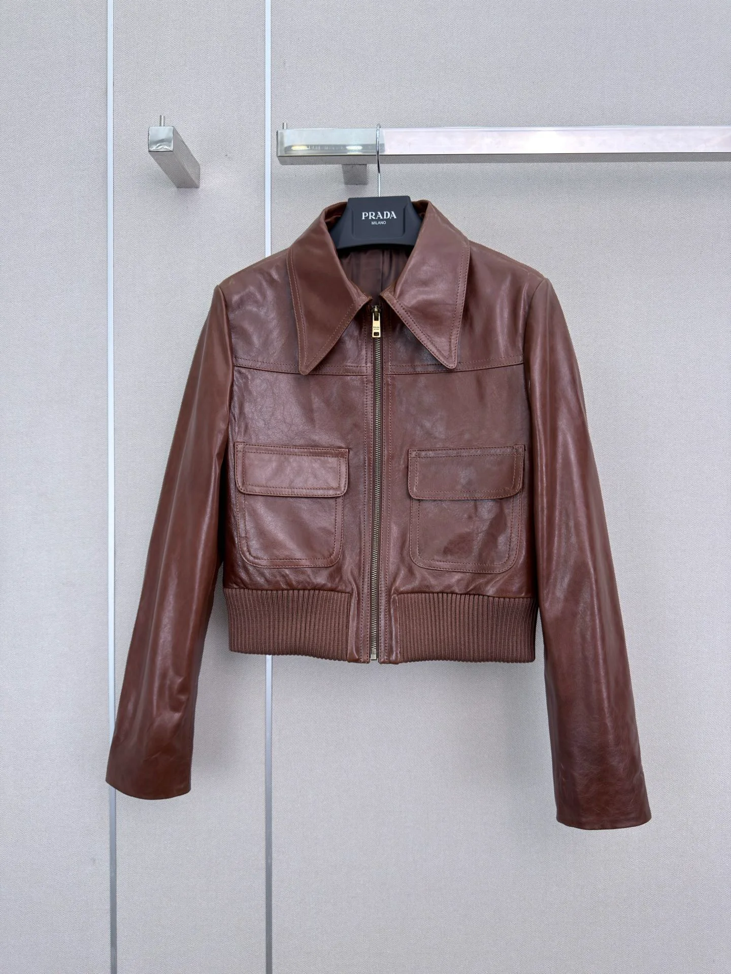 Кожаные Куртки И Дублёнки Женские Prada 18535546
