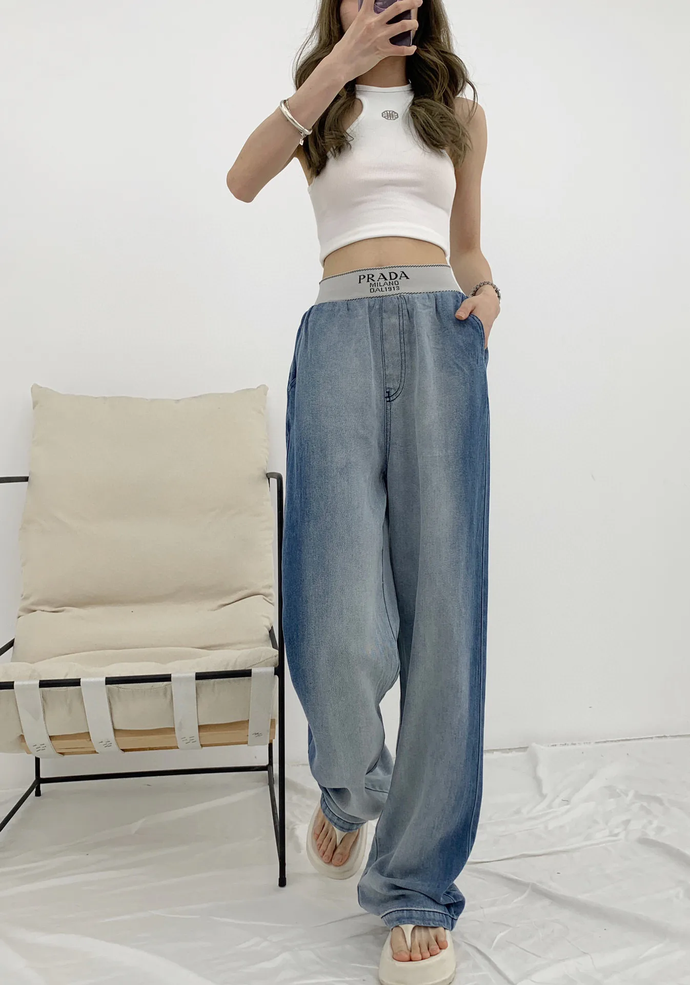 Джинсы Женские Prada 9509