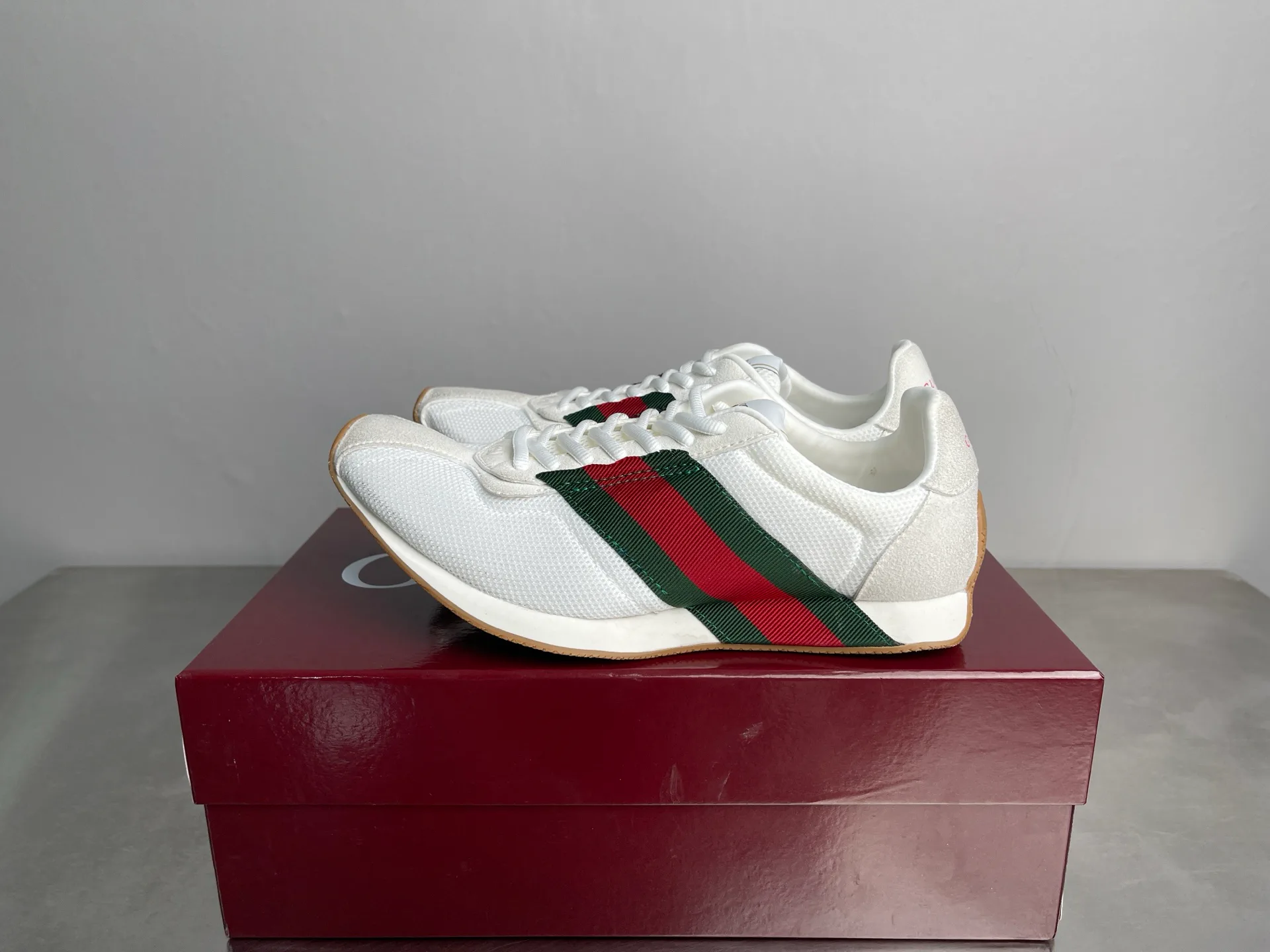 Кроссовки Женские Gucci 18781804
