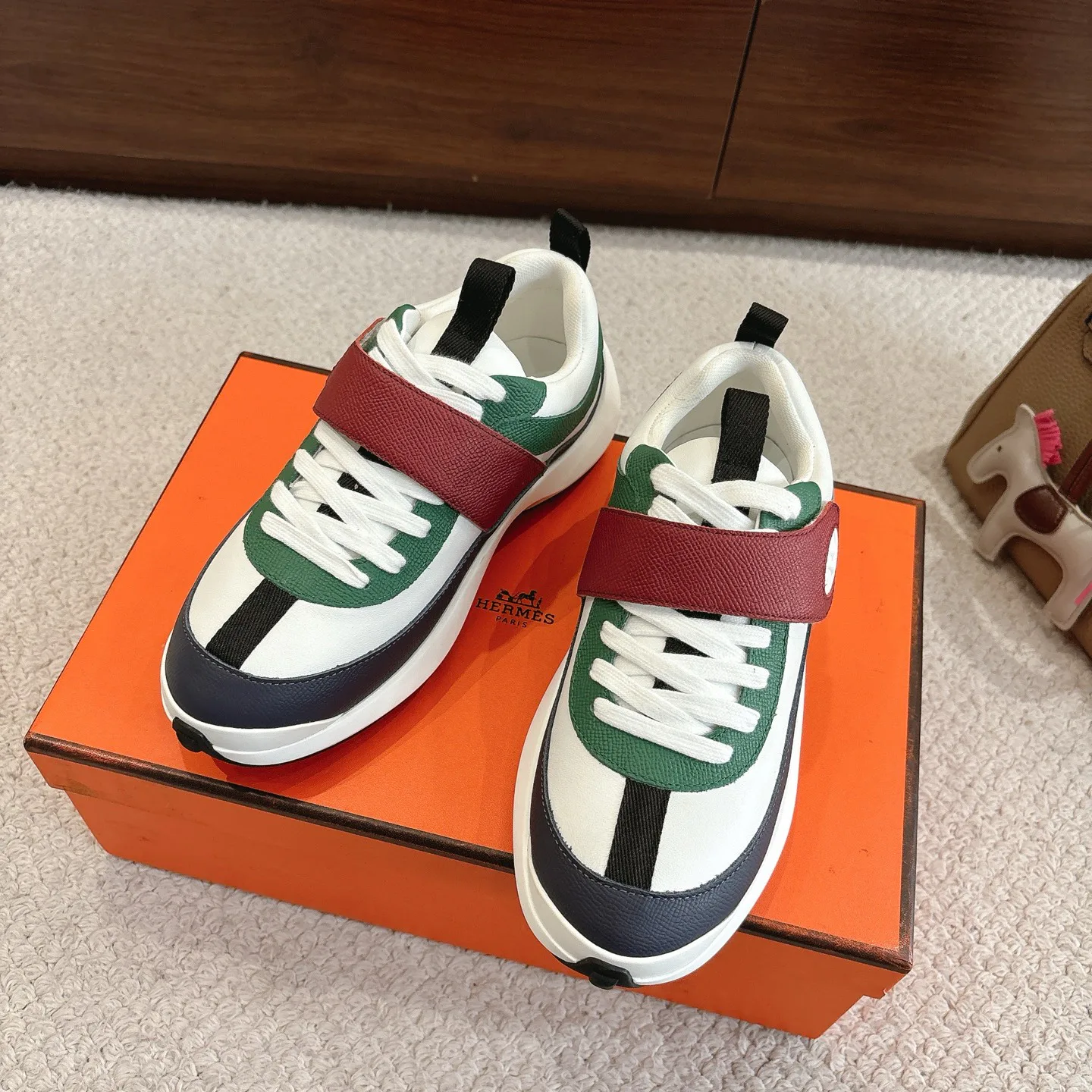 Кроссовки Женские Hermes 347648