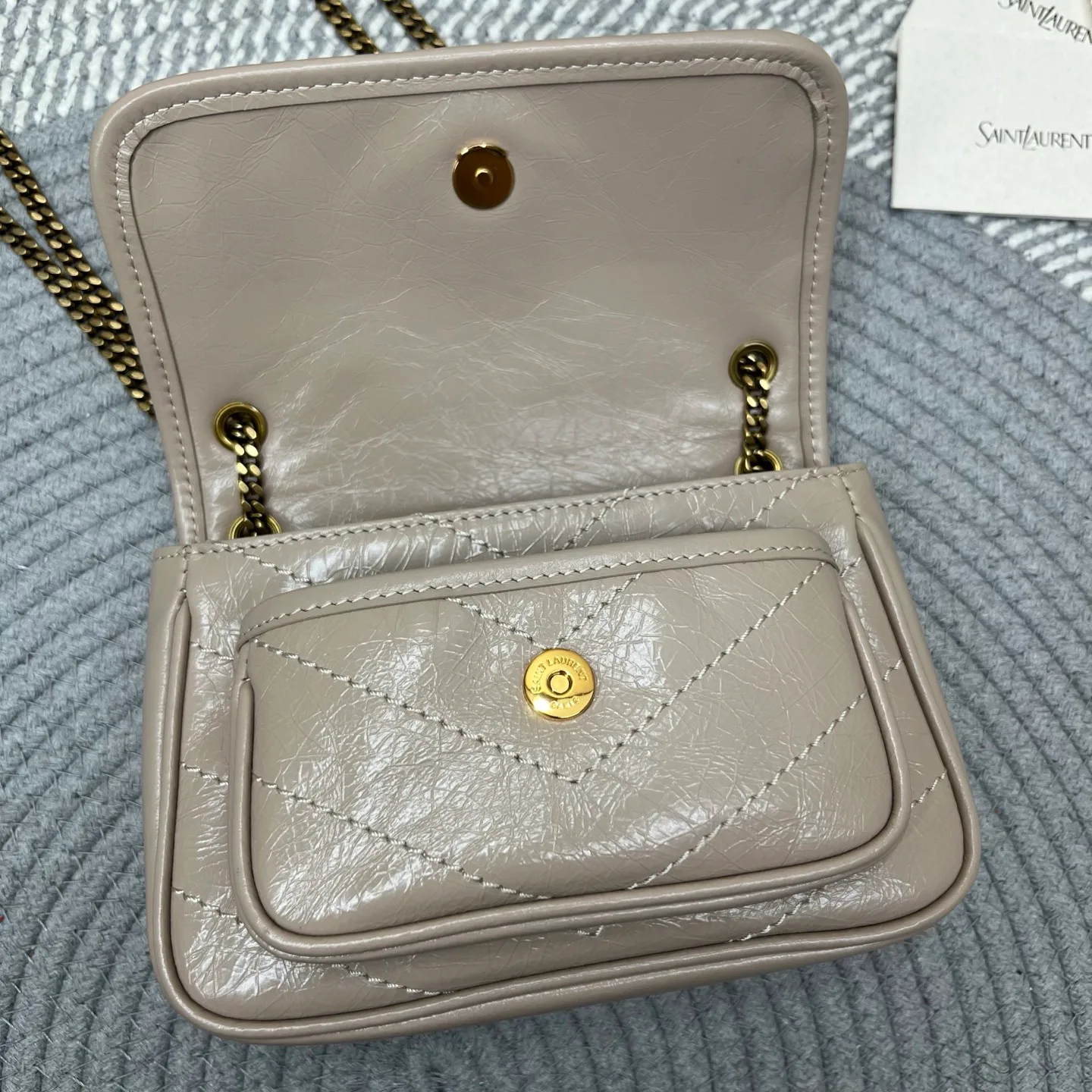 Классические Сумки Женские Saint Laurent 18220656
