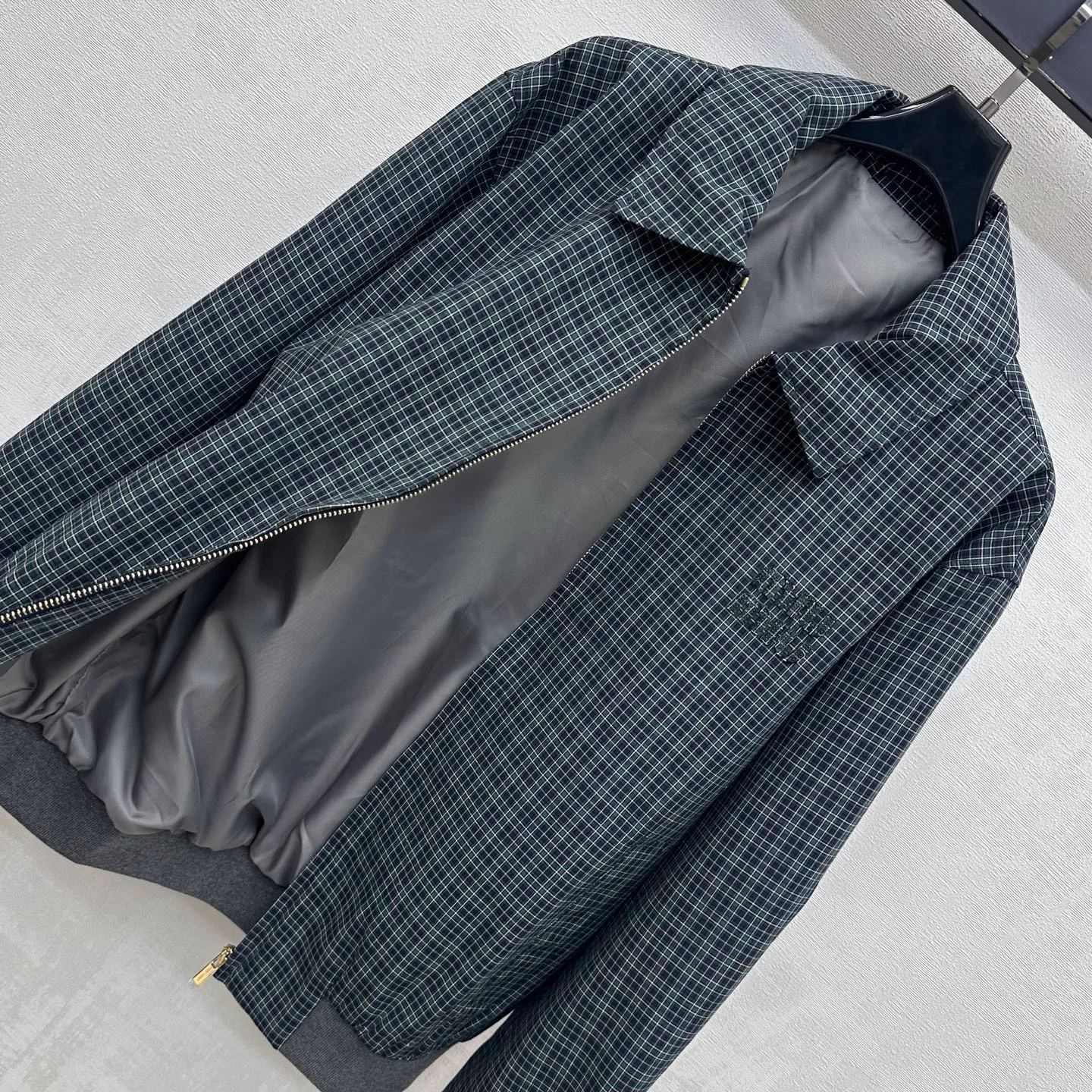 Куртки И Пуховики Женские Miu Miu 18174795