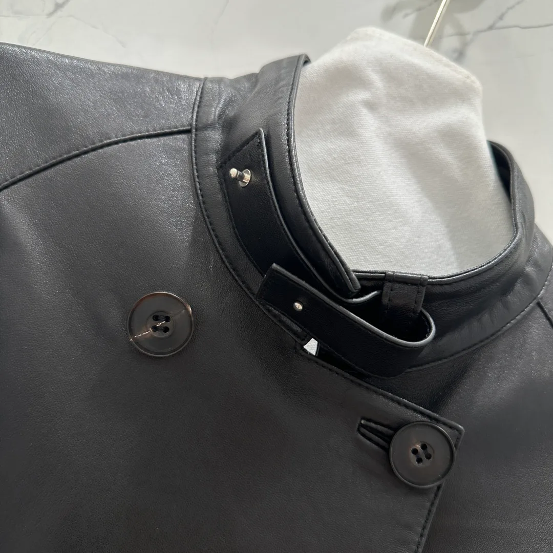 Кожаные Куртки И Дублёнки Женские Armani 4425167