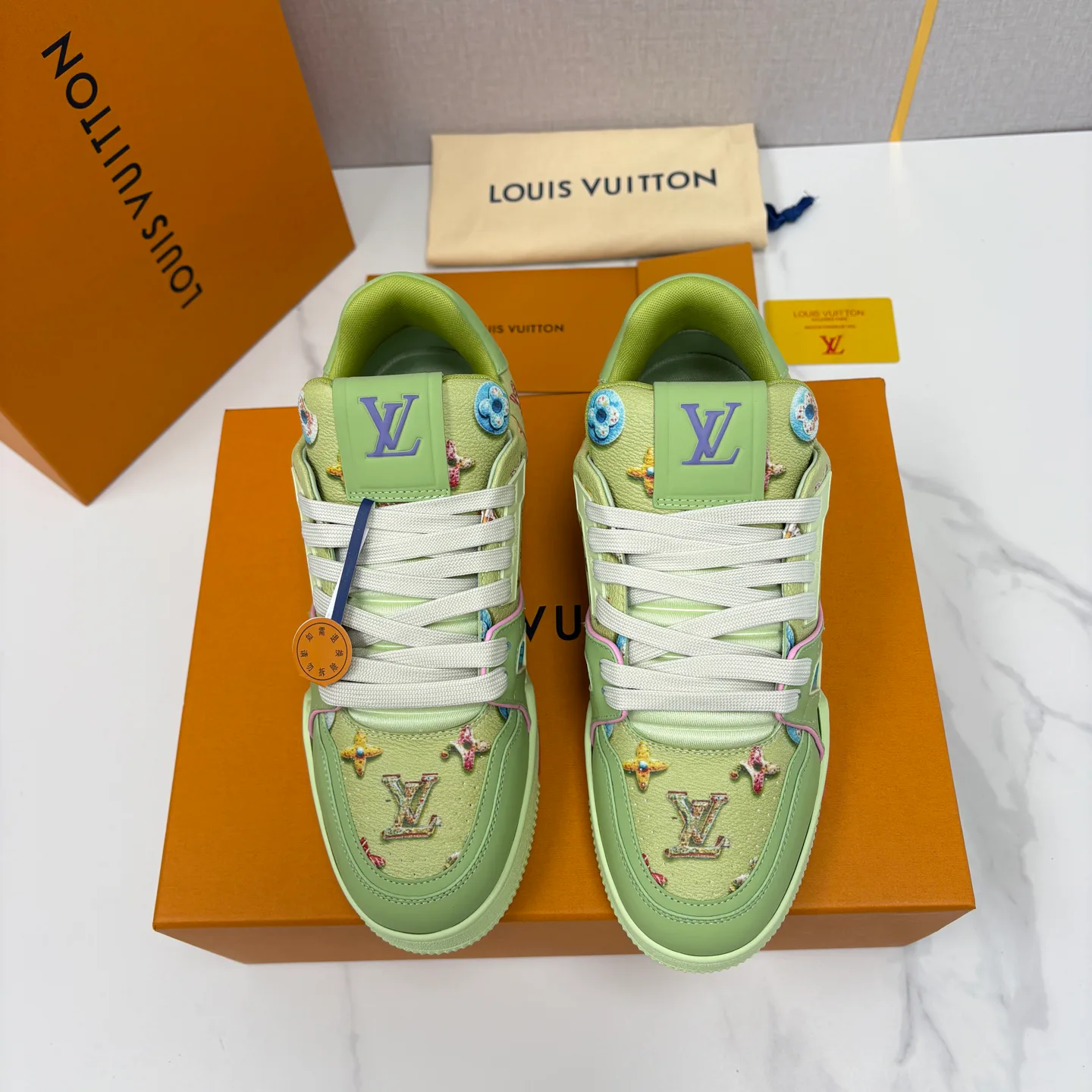 Кроссовки Женские Louis Vuitton 13140847