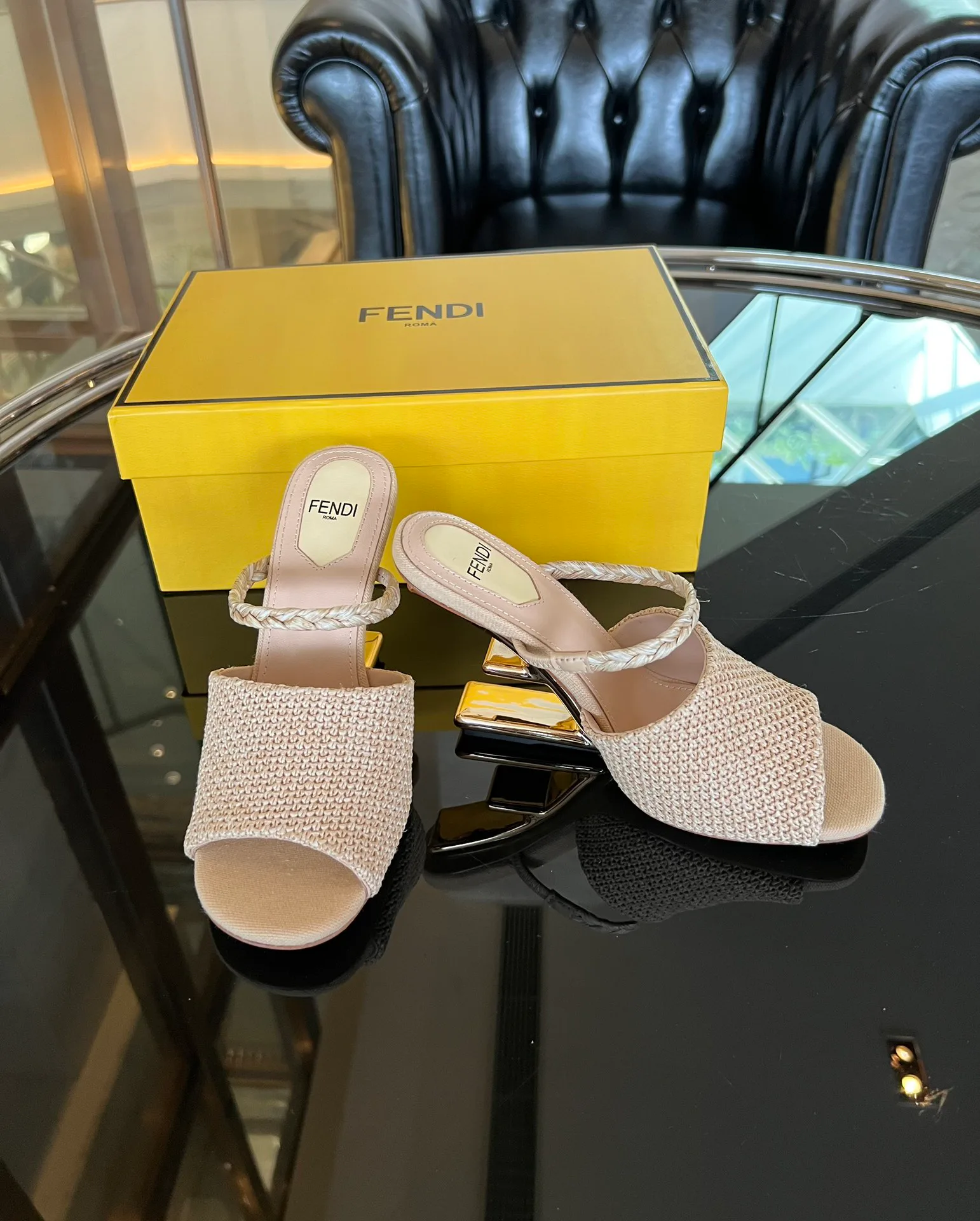 Босоножки Женские Fendi 11387