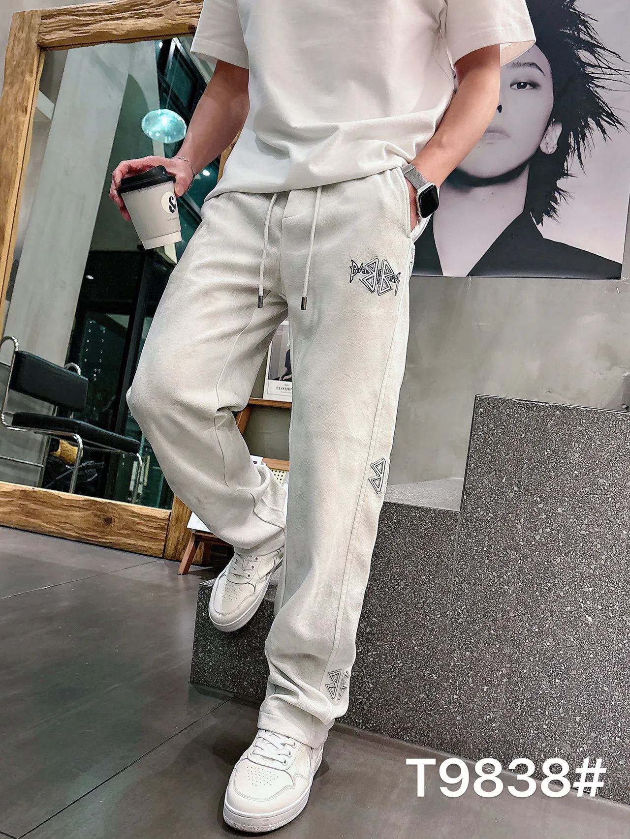 Брюки Мужские Balenciaga 13237713