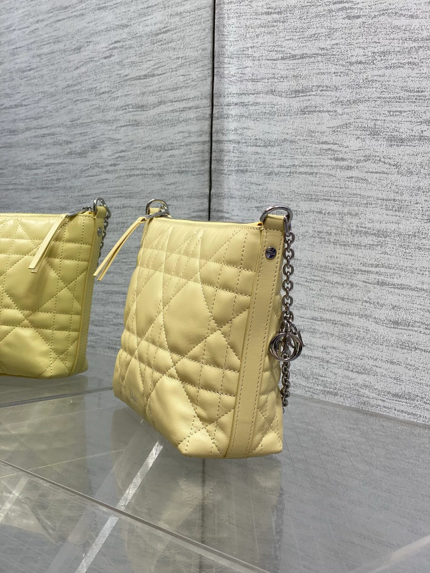 Классические Сумки Женские Christian Dior 17629537