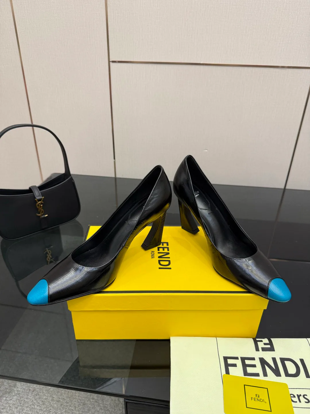 Туфли Женские Fendi 11579012