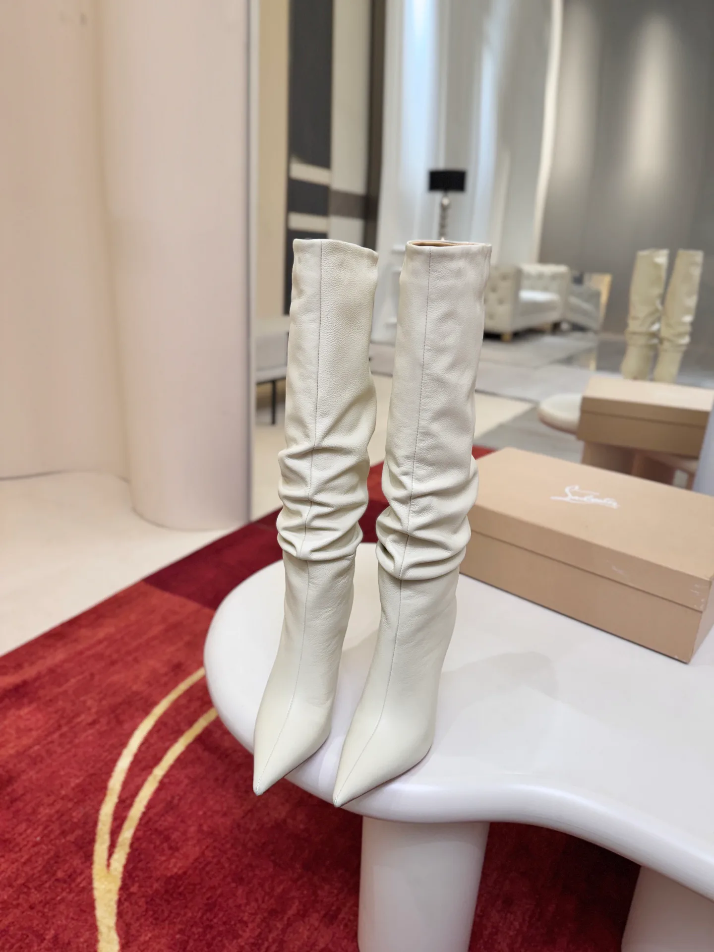 Сапоги Женские Christian Louboutin 18500942