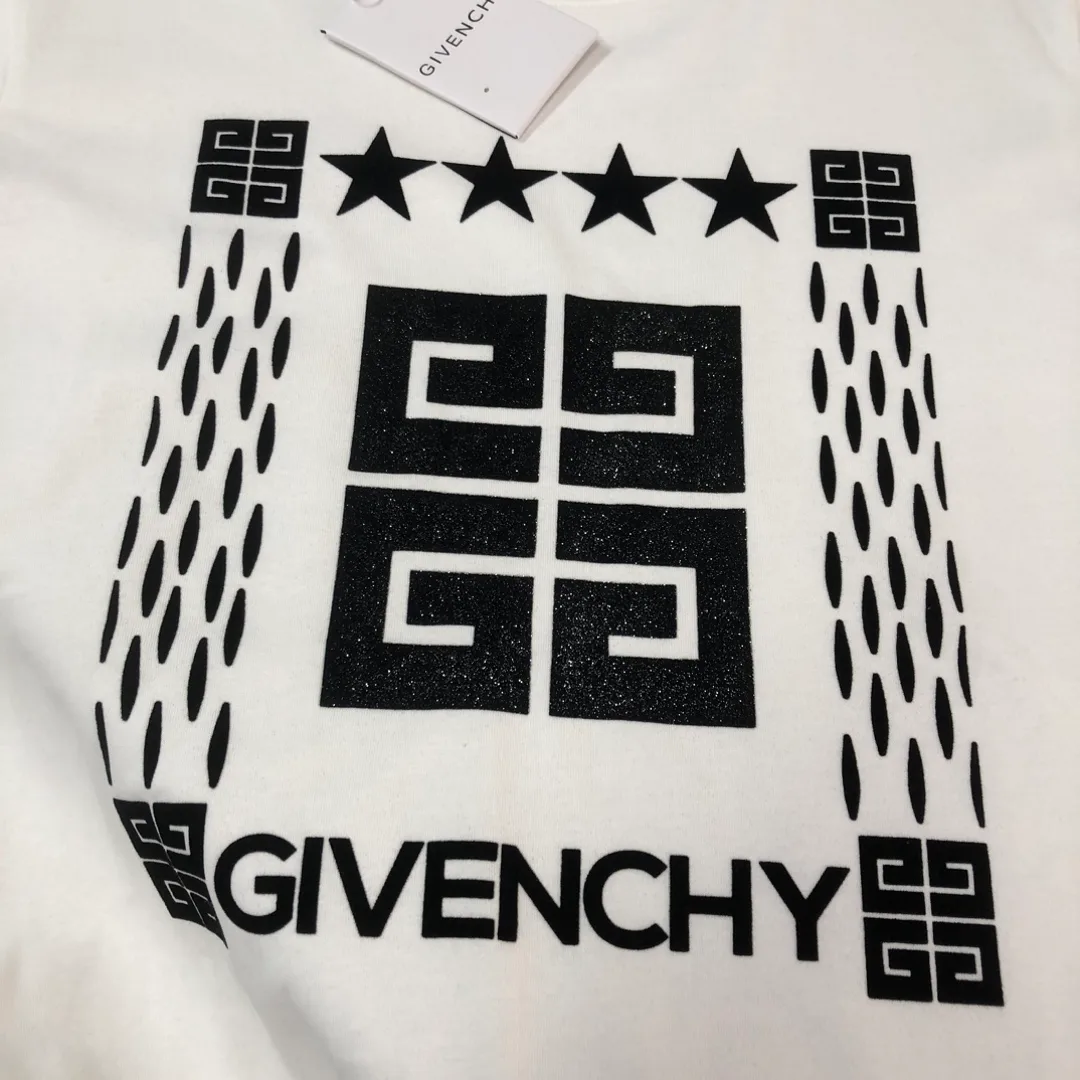 Футболки Женские Givenchy 7164