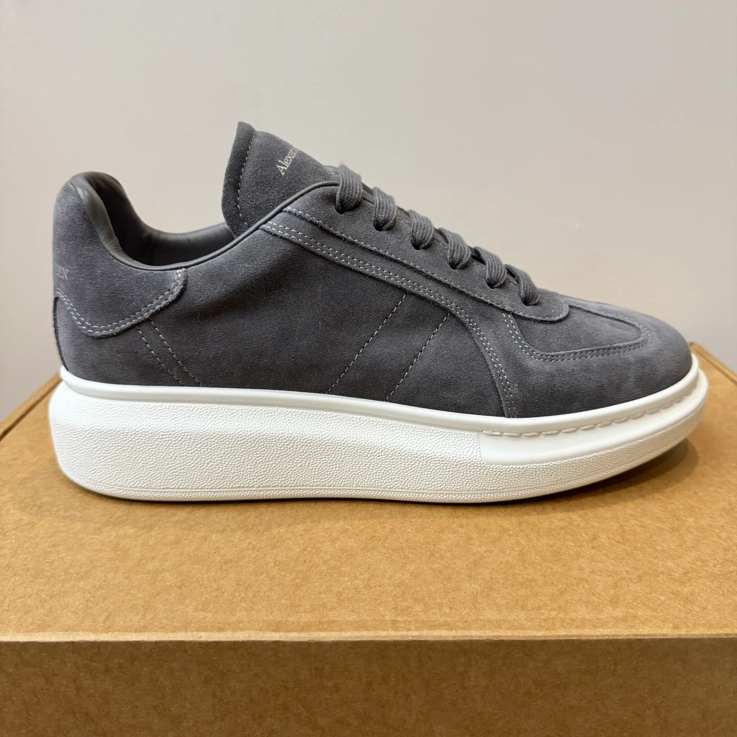 Кроссовки Женские Alexander Mcqueen 5049199