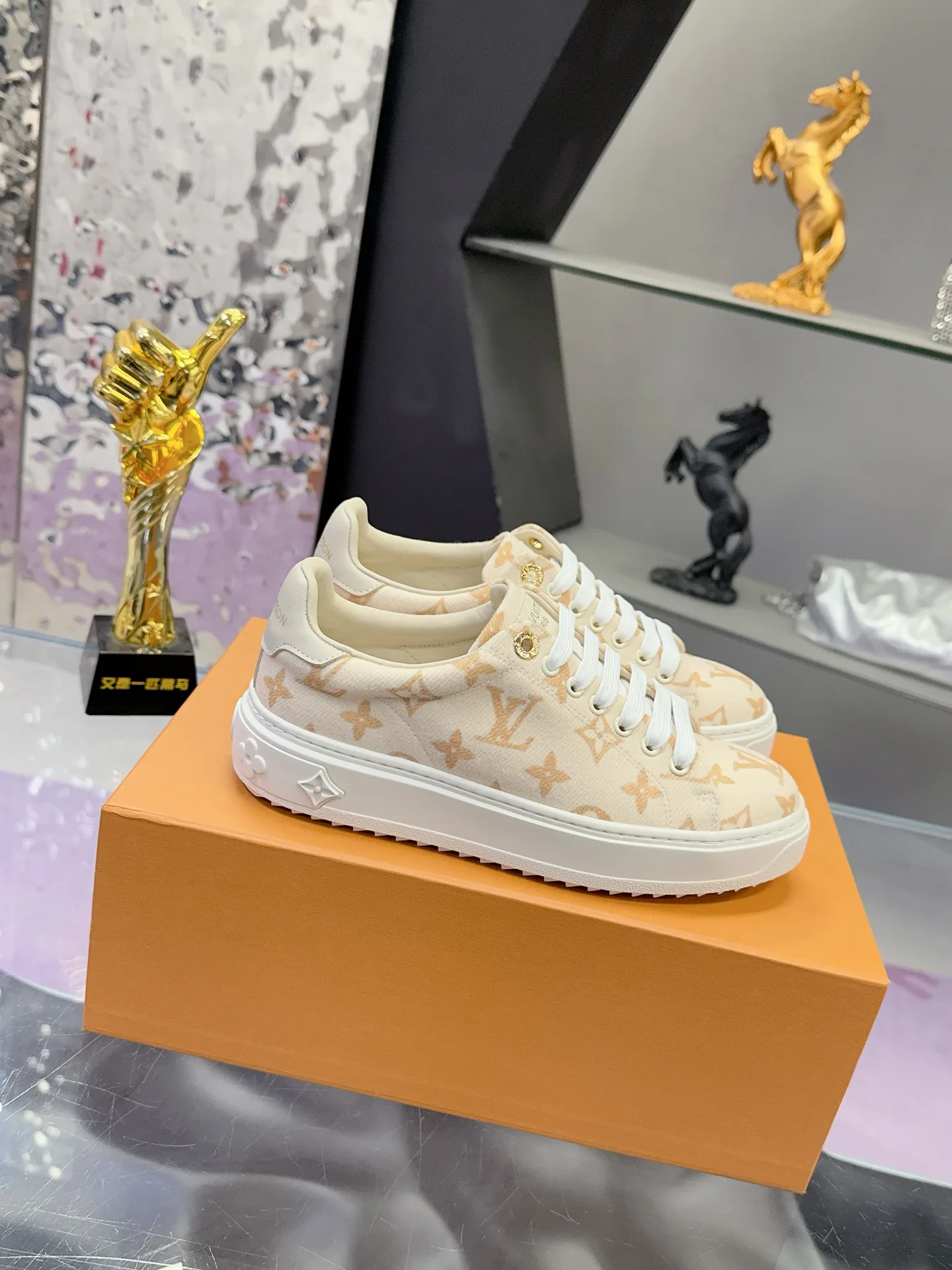 Кеды Женские Louis Vuitton 11674116