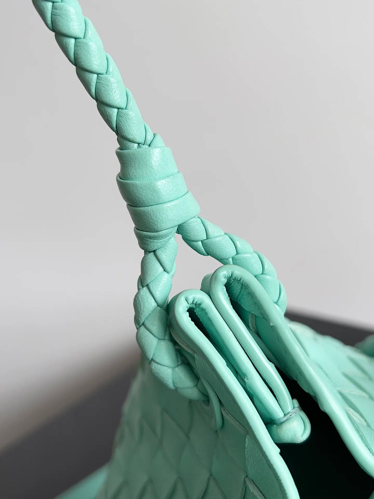 Классические Сумки Женские Bottega Veneta 9988503