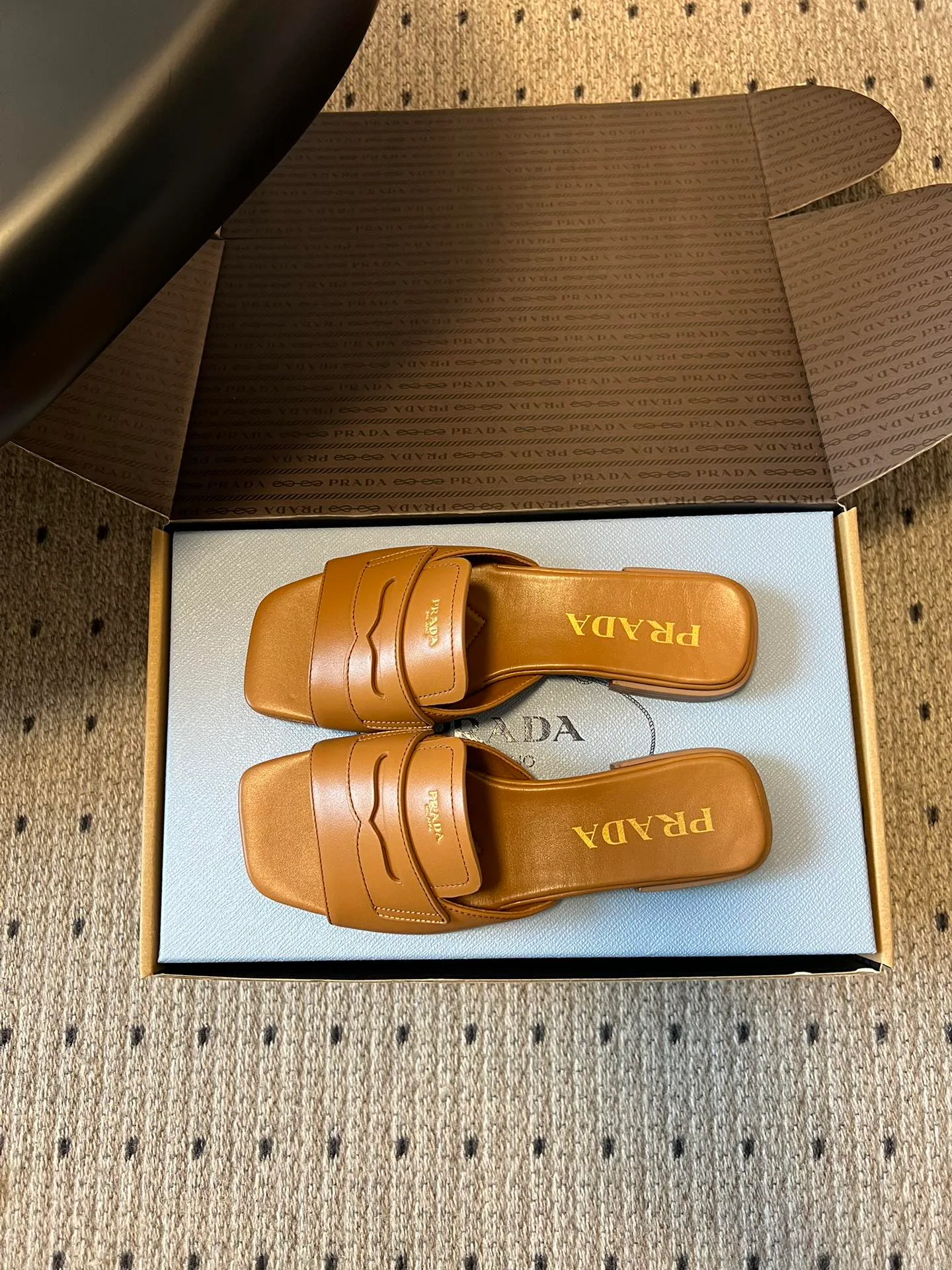 Шлепанцы Женские Prada 11754995