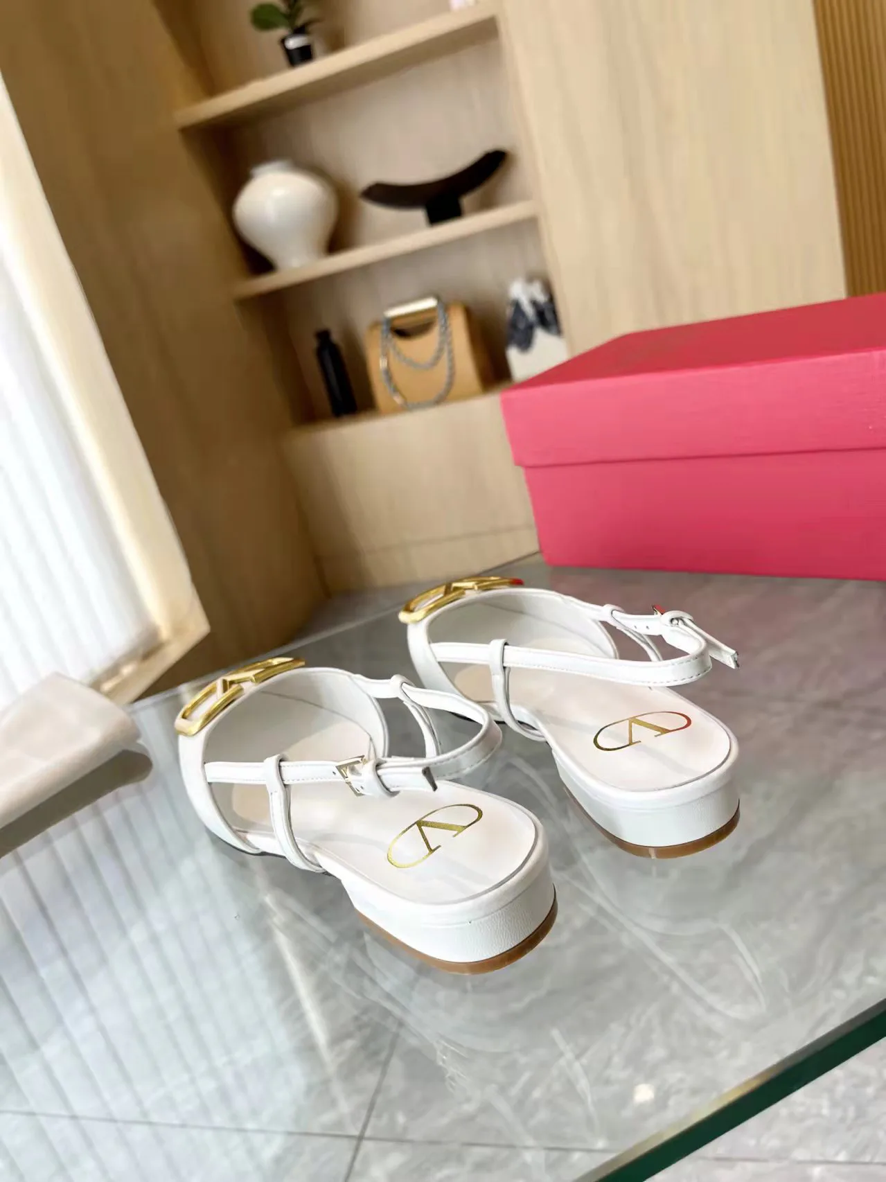 Босоножки Женские Valentino 11602193