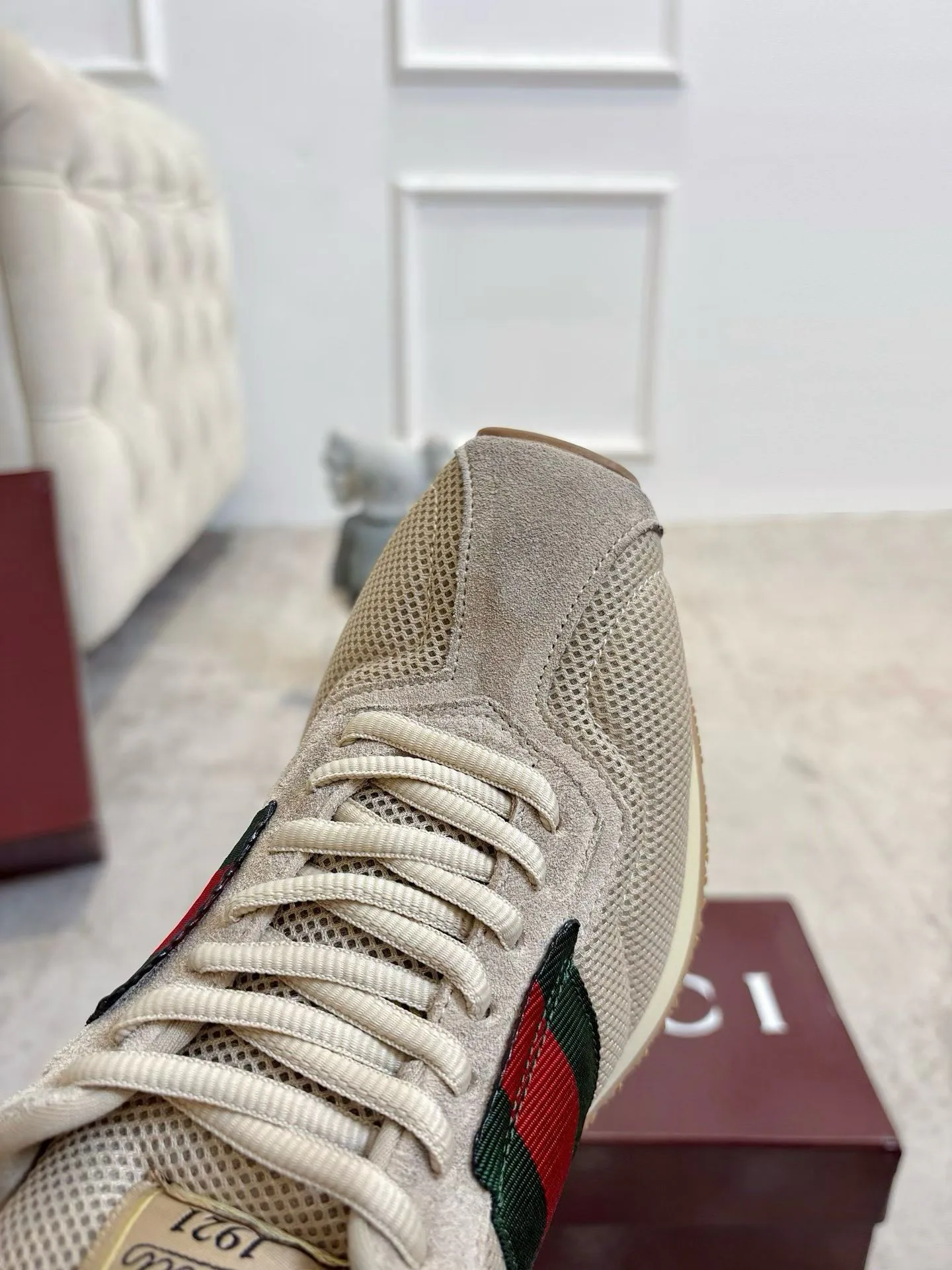 Кроссовки Женские Gucci 18466240