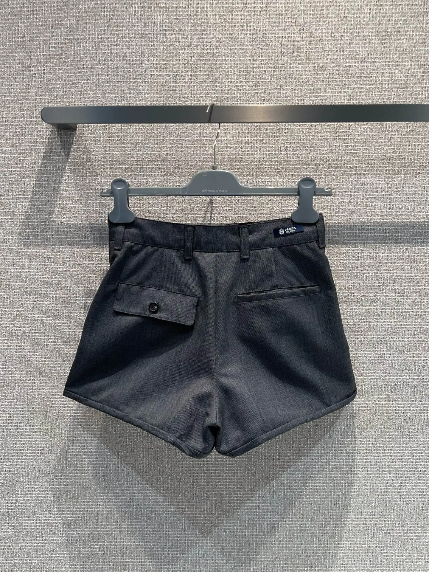 Шорты Женские Prada 9898161