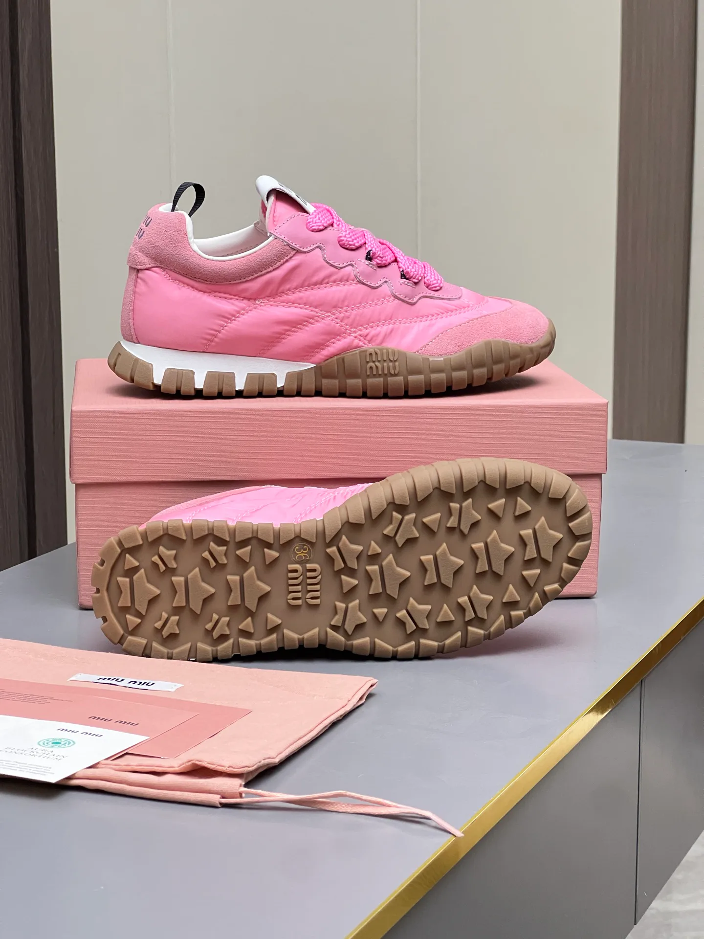 Кроссовки Женские Miu Miu 17968636