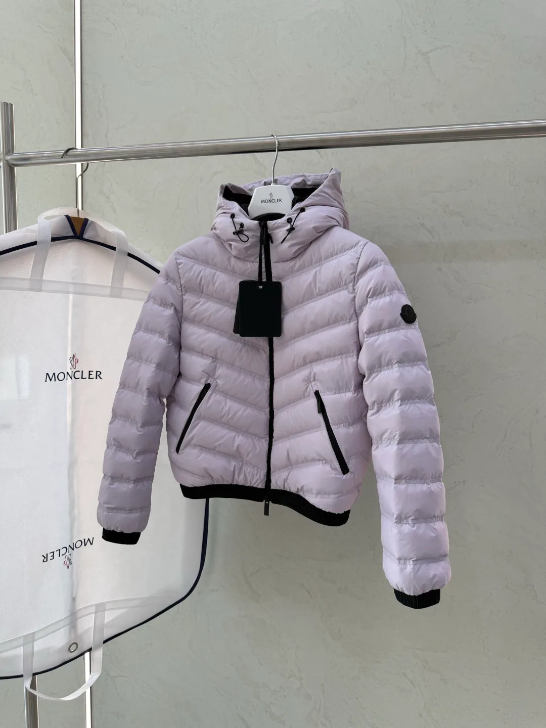 Куртки И Пуховики Женские Moncler 18052699