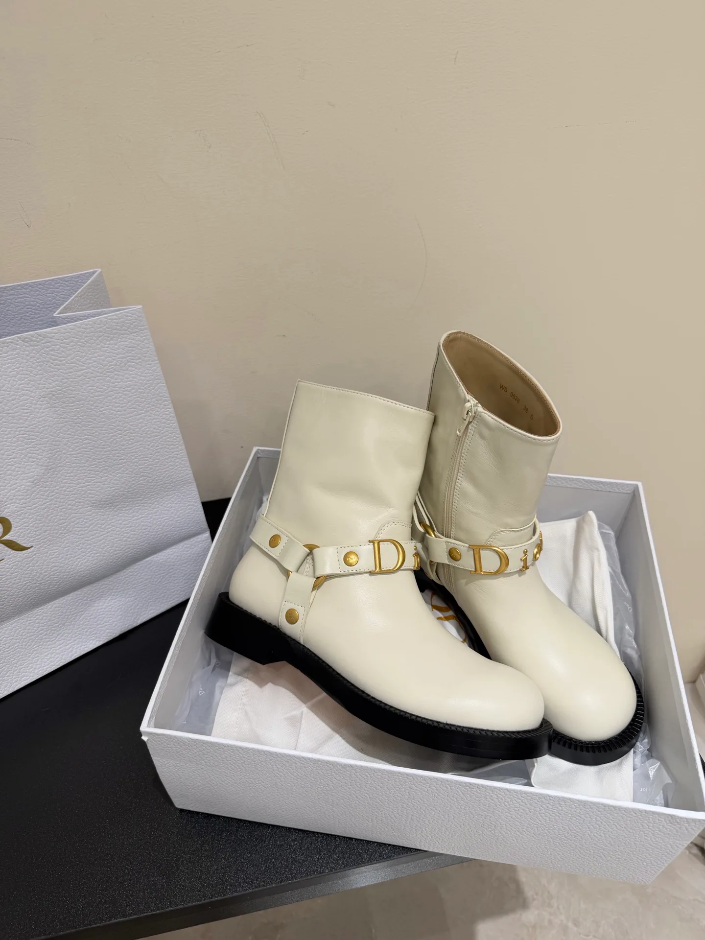 Ботинки Женские Christian Dior 18263845