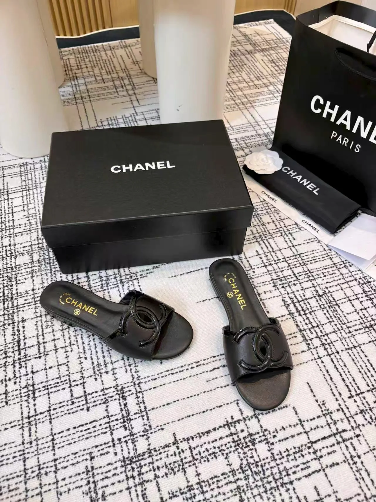 Шлепанцы Женские Chanel 11709140