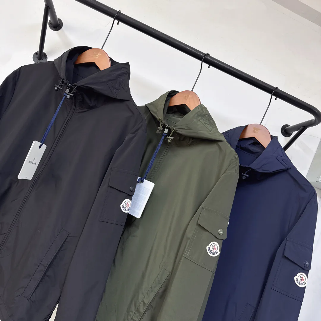 Куртки И Пуховики Мужские Moncler 14182054