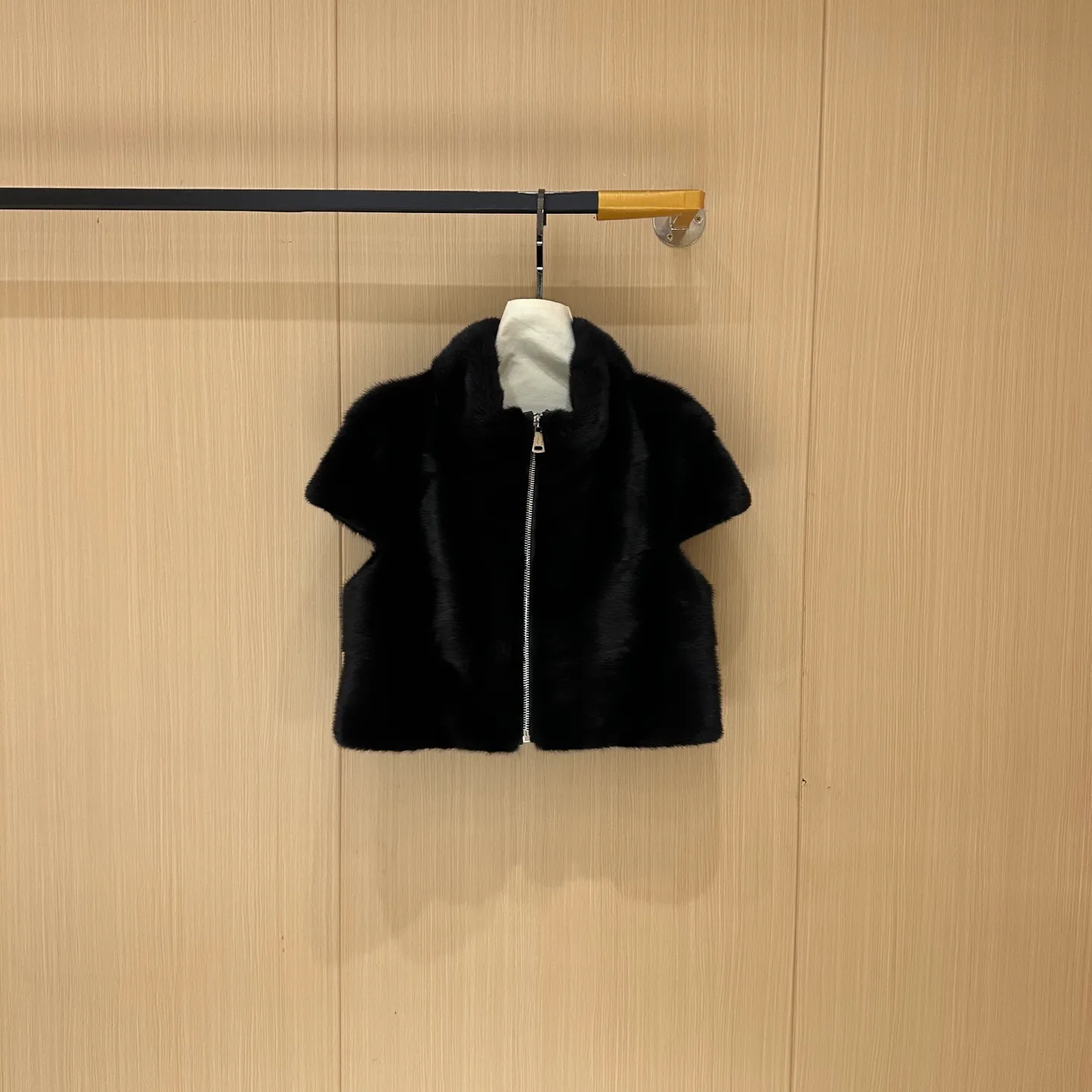 Шубы Женские Christian Dior 1421777