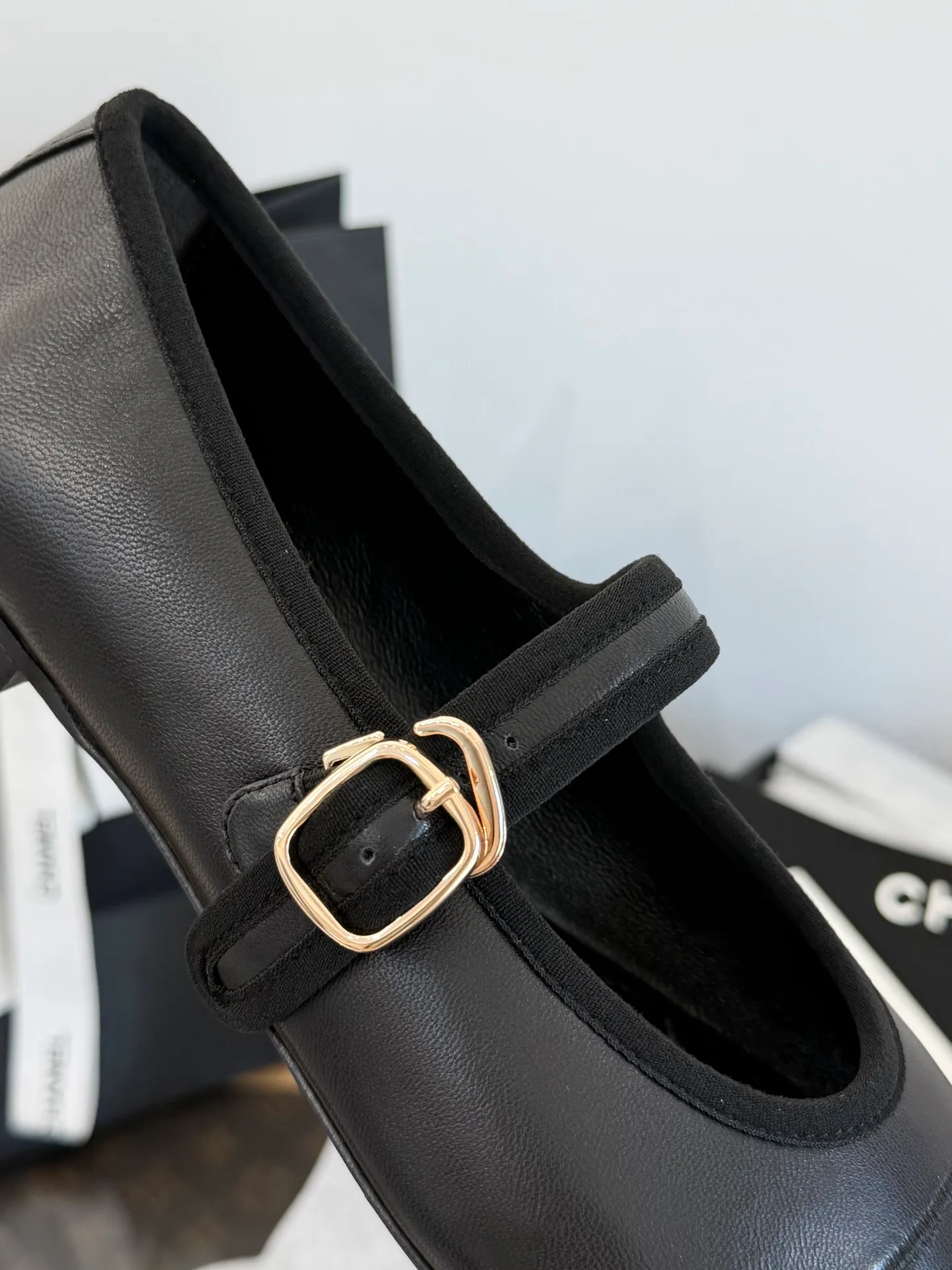Туфли Женские Chanel 18607779