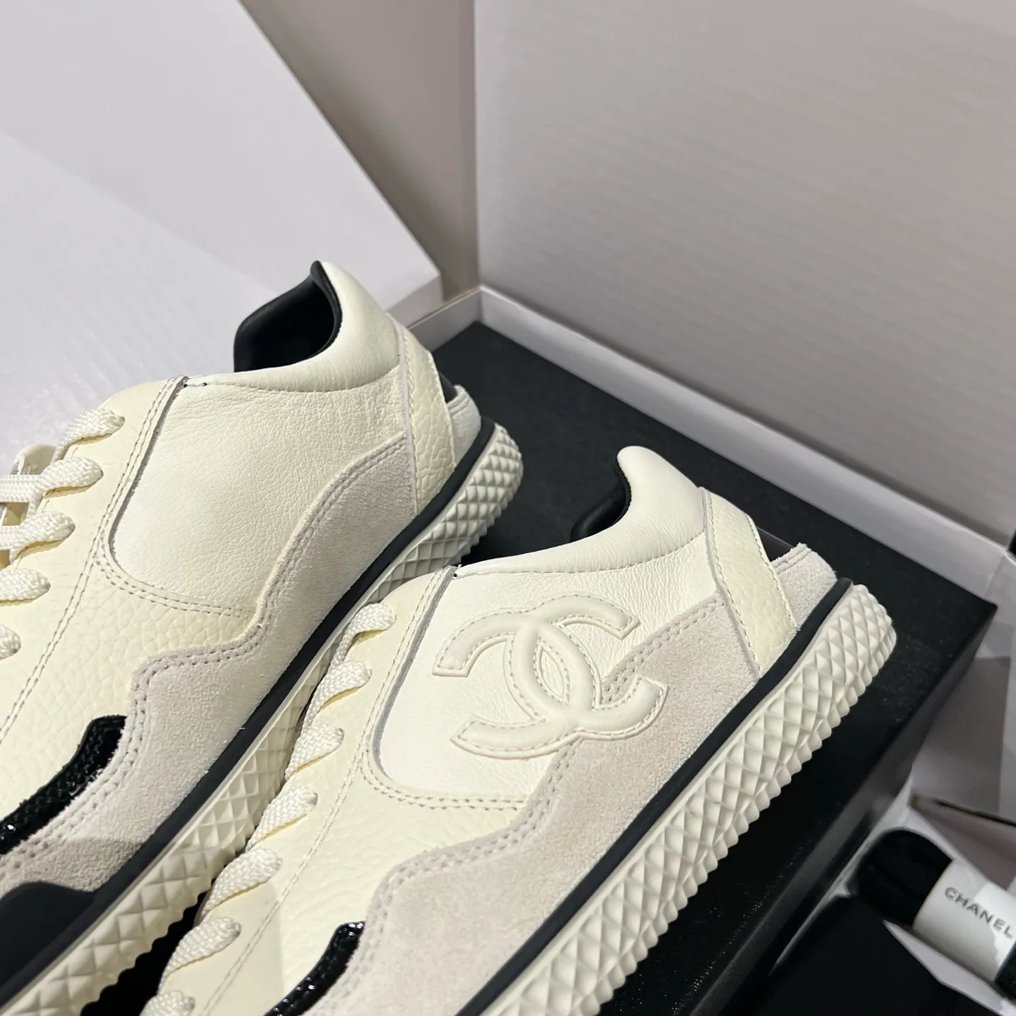 Кроссовки Женские Chanel 5791324