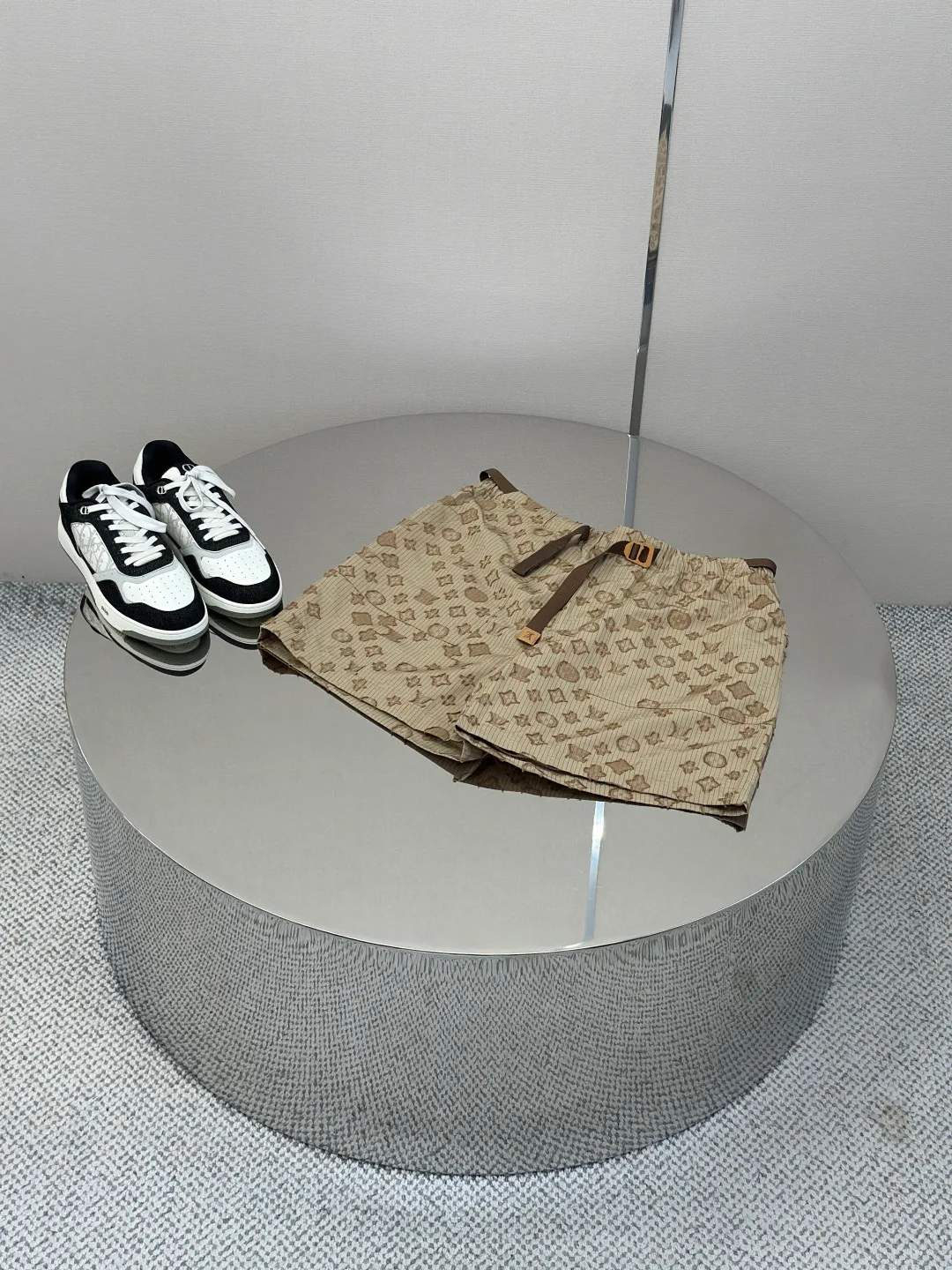 Шорты Мужские Louis Vuitton 17468323