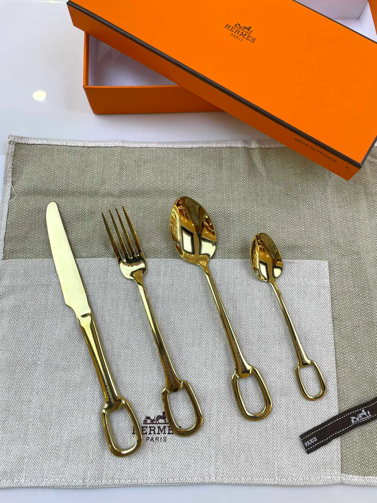 Посуда Hermes 380187