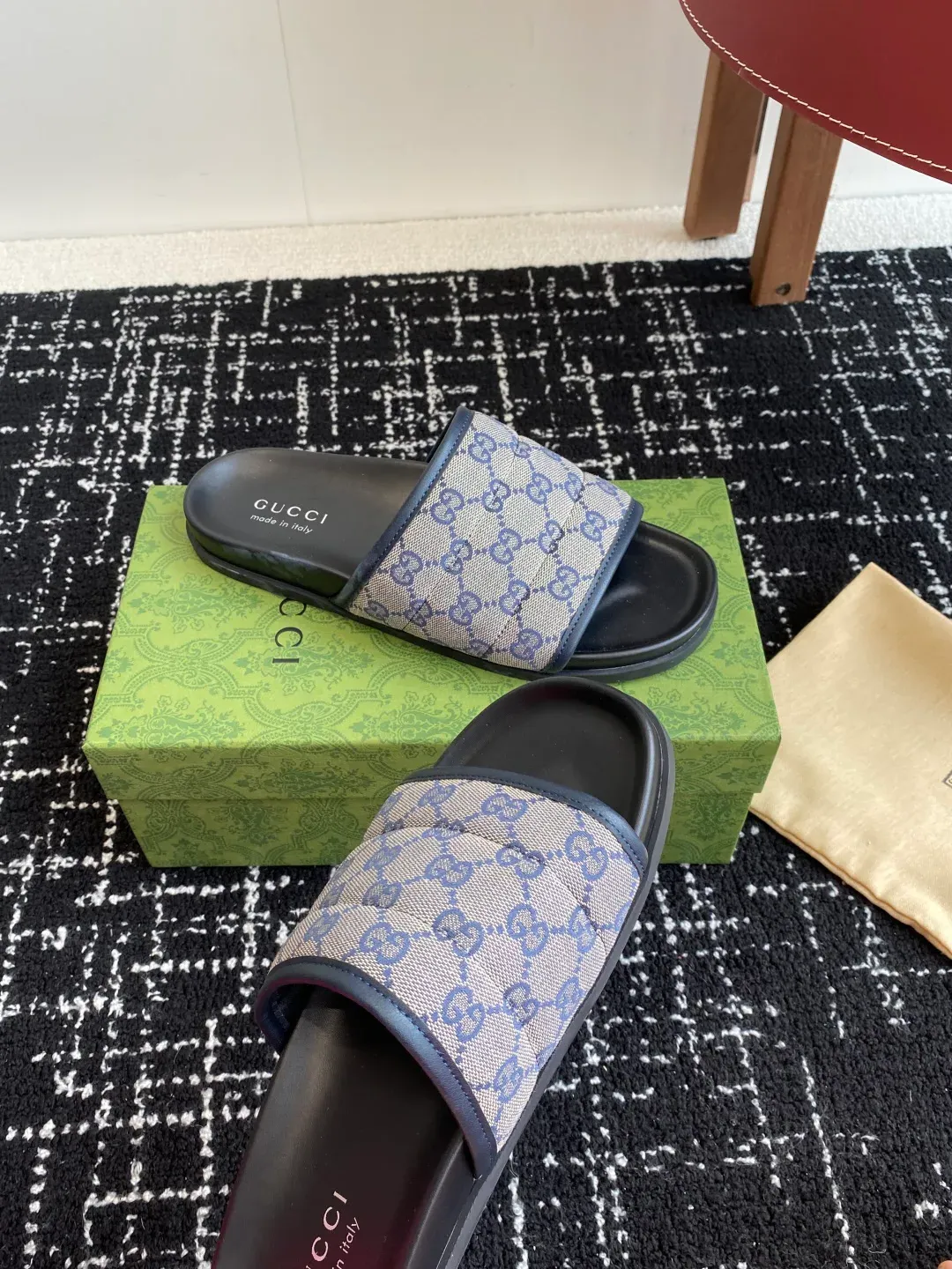 Шлепанцы Женские Gucci 32901