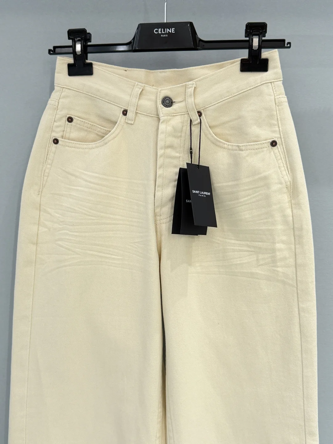 Джинсы Женские Saint Laurent 12610943