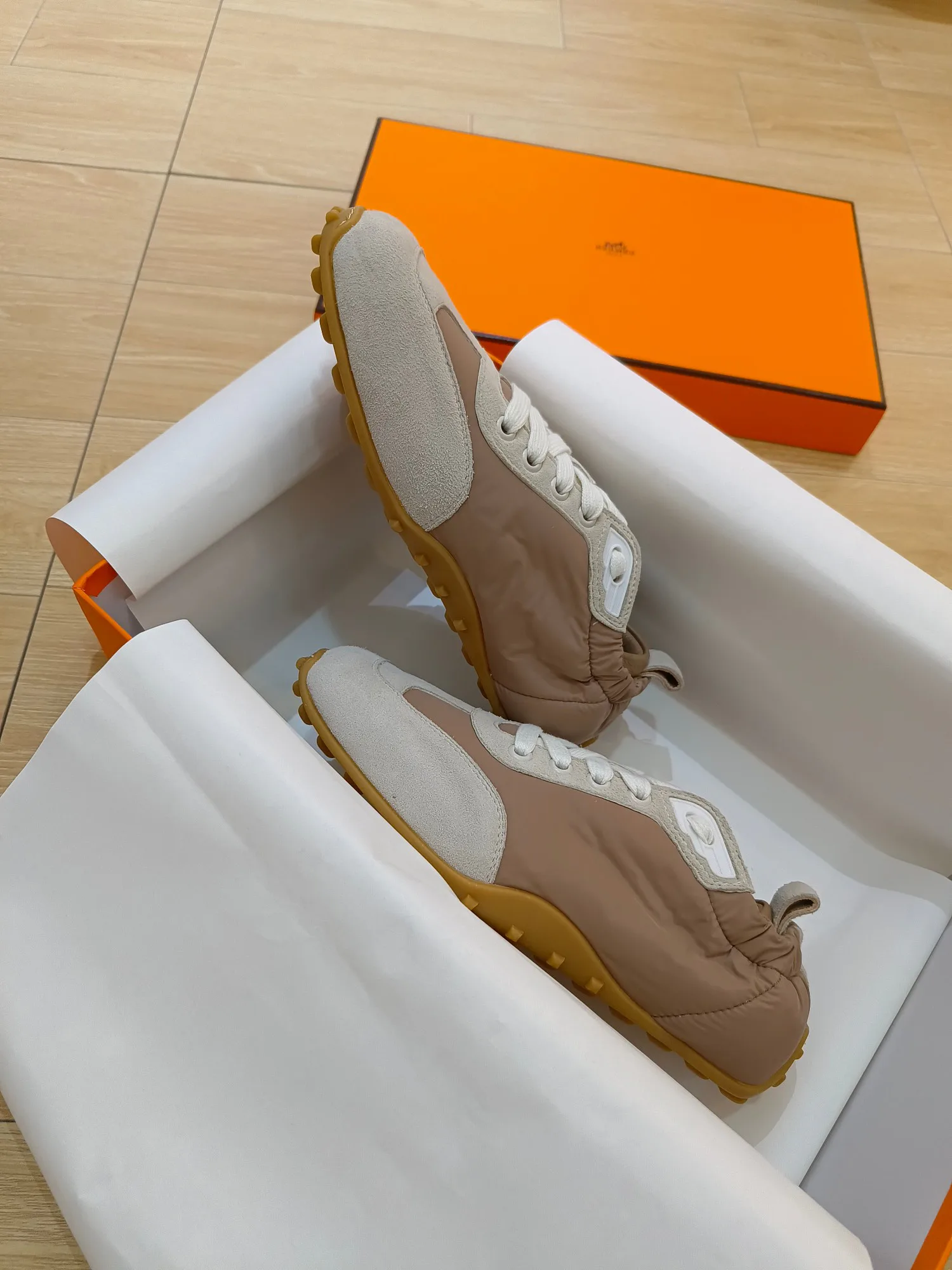 Кроссовки Женские Hermes 1285107
