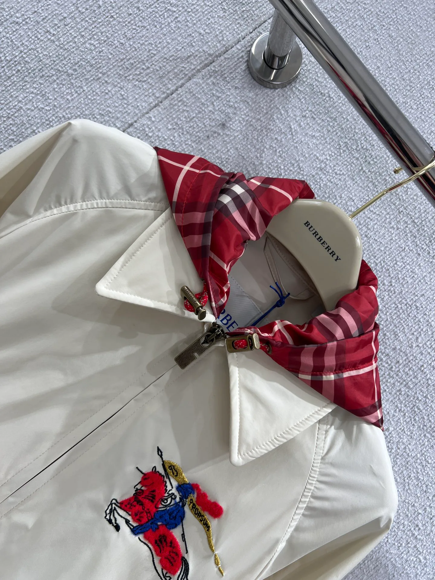 Куртки И Пуховики Женские Burberry 5929332