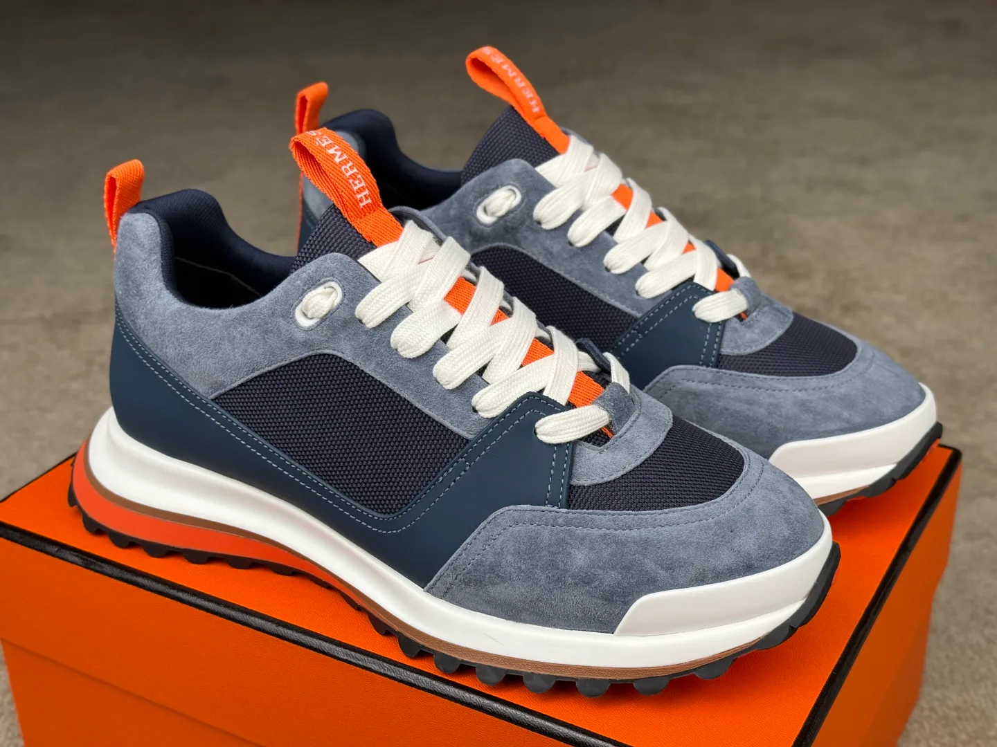 Кроссовки Женские Hermes 72583