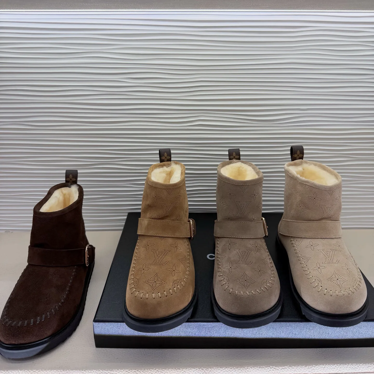 Угги Женские Louis Vuitton 19270855