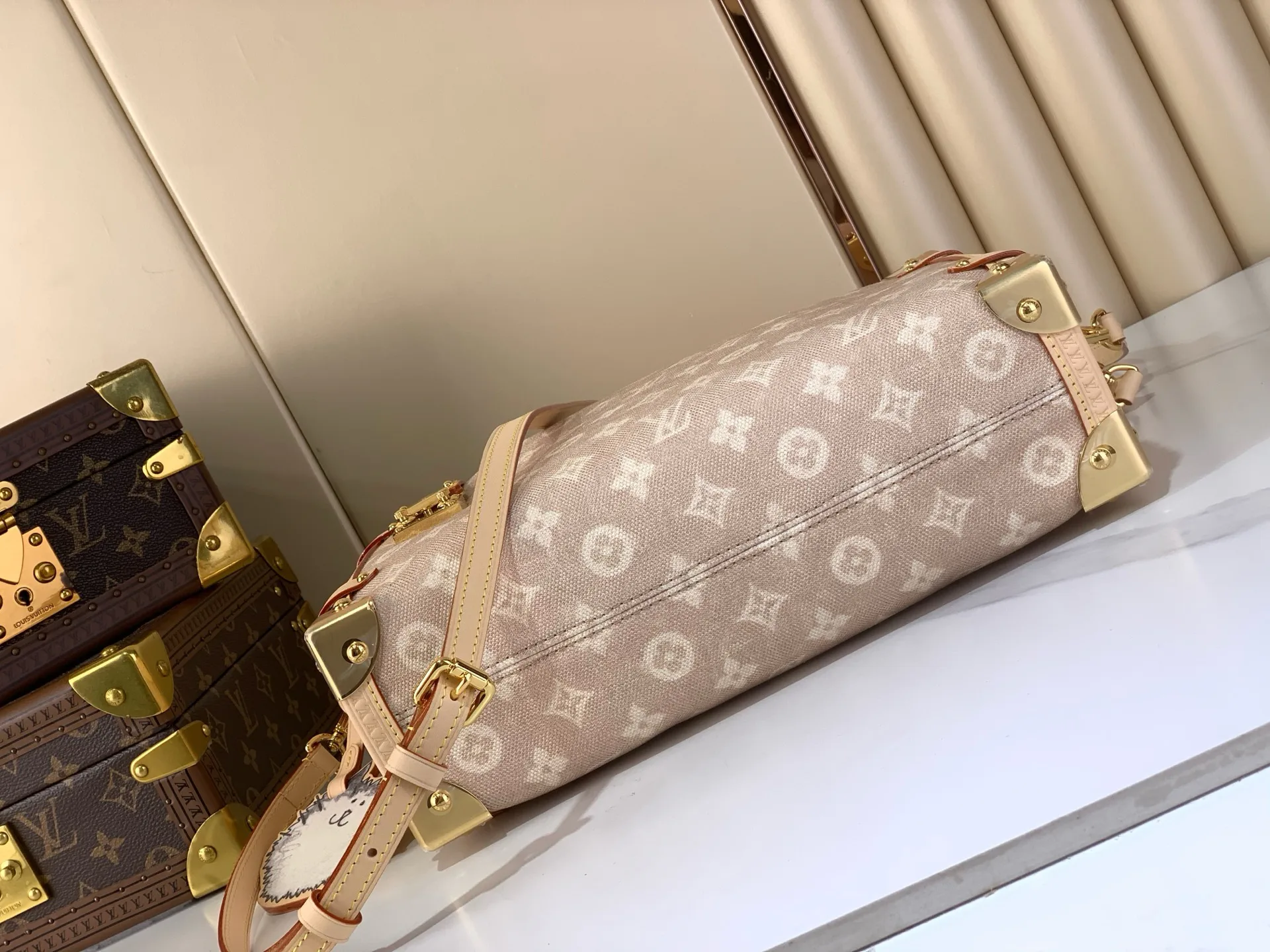 Классические Сумки Женские Louis Vuitton 1327971