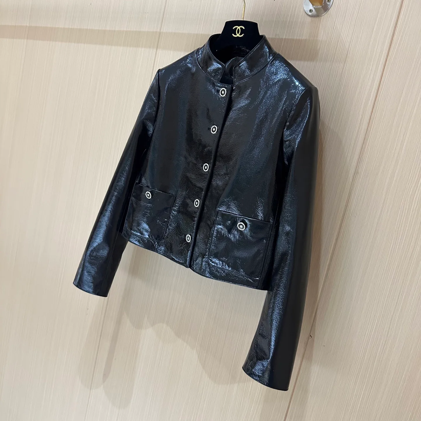 Кожаные Куртки И Дублёнки Женские Chanel 11398508