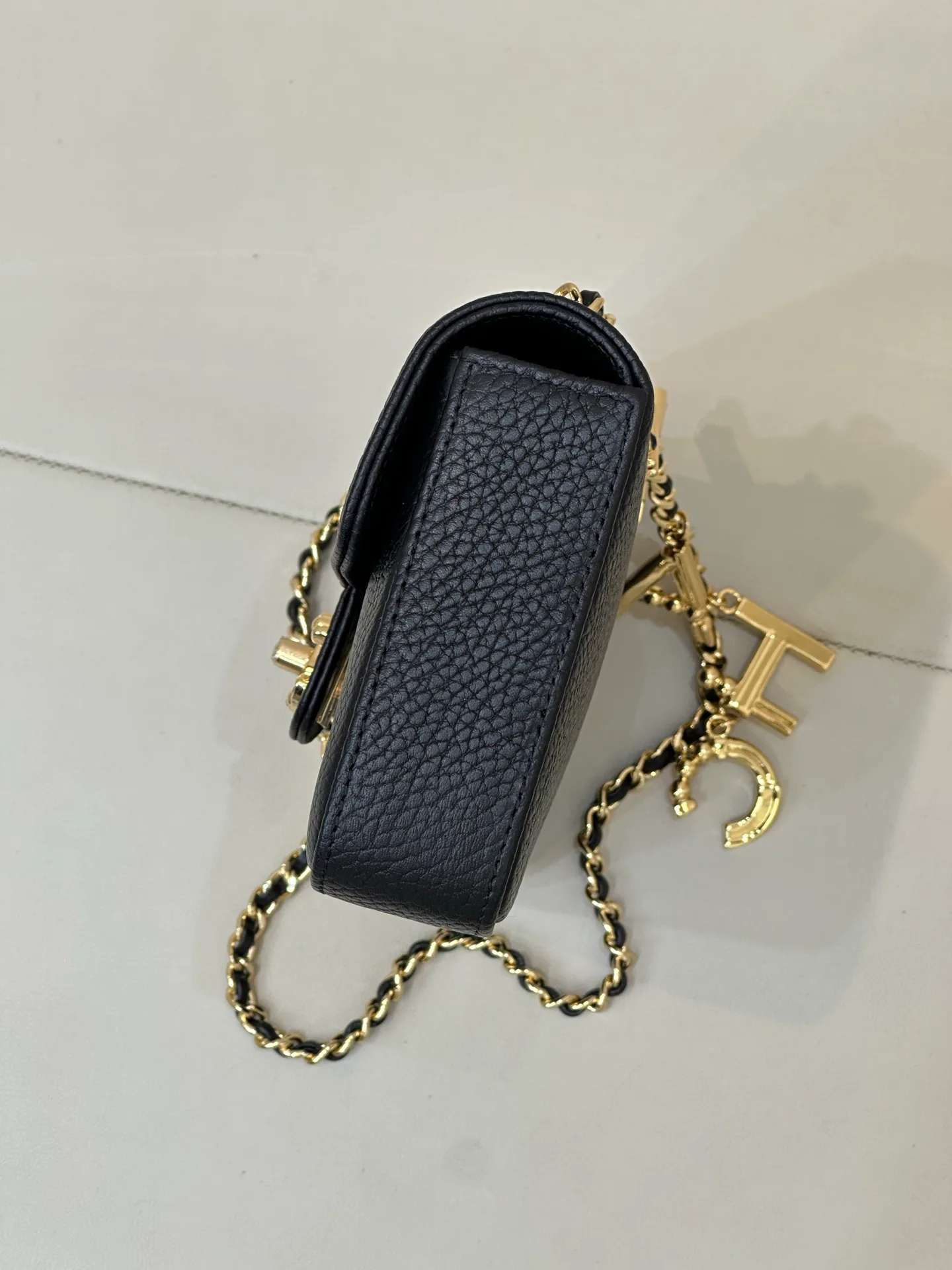 Классические Сумки Женские Chanel 17376084