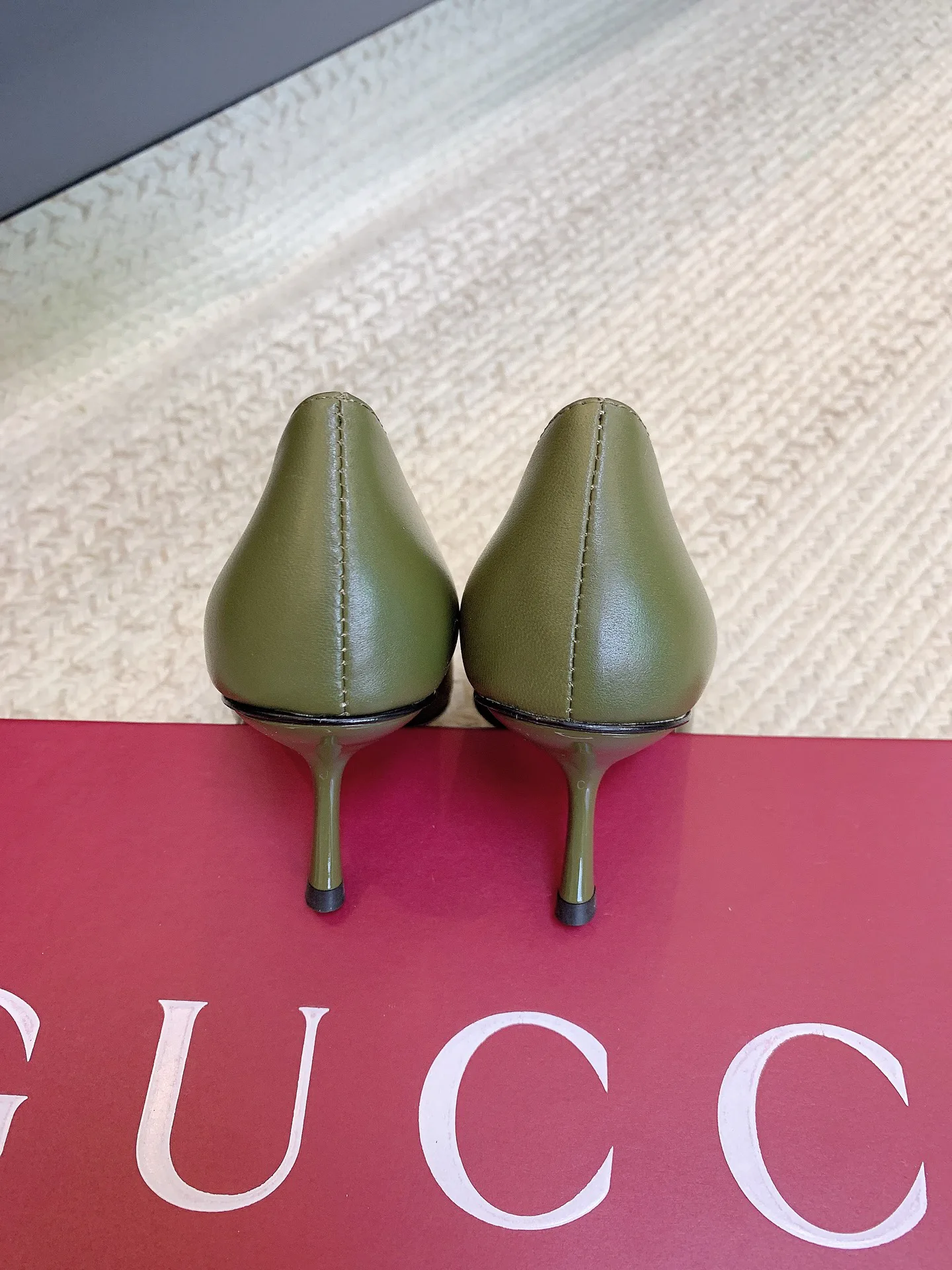 Туфли Женские Gucci 17656669