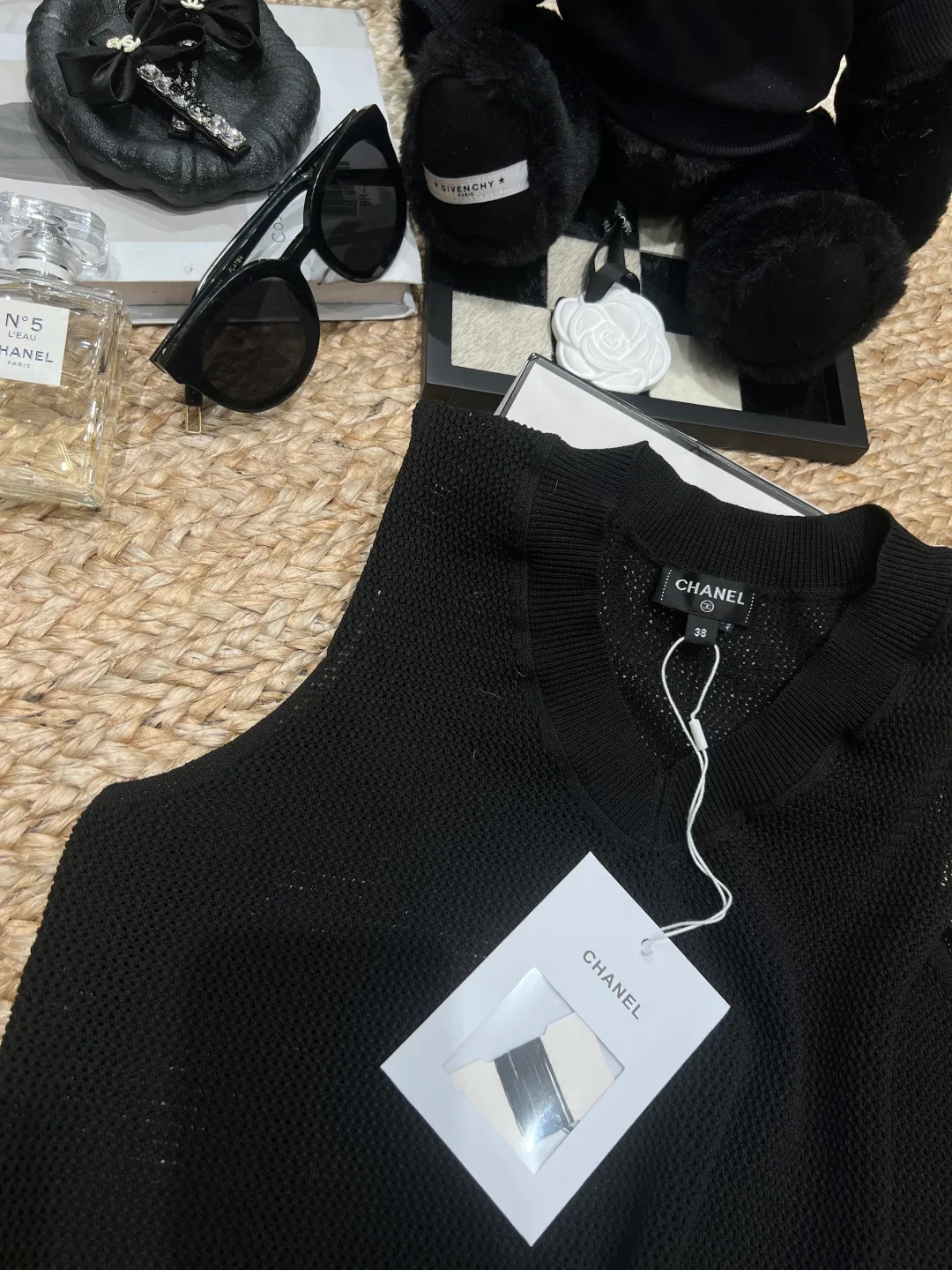 Жилеты Женские Chanel 11641937