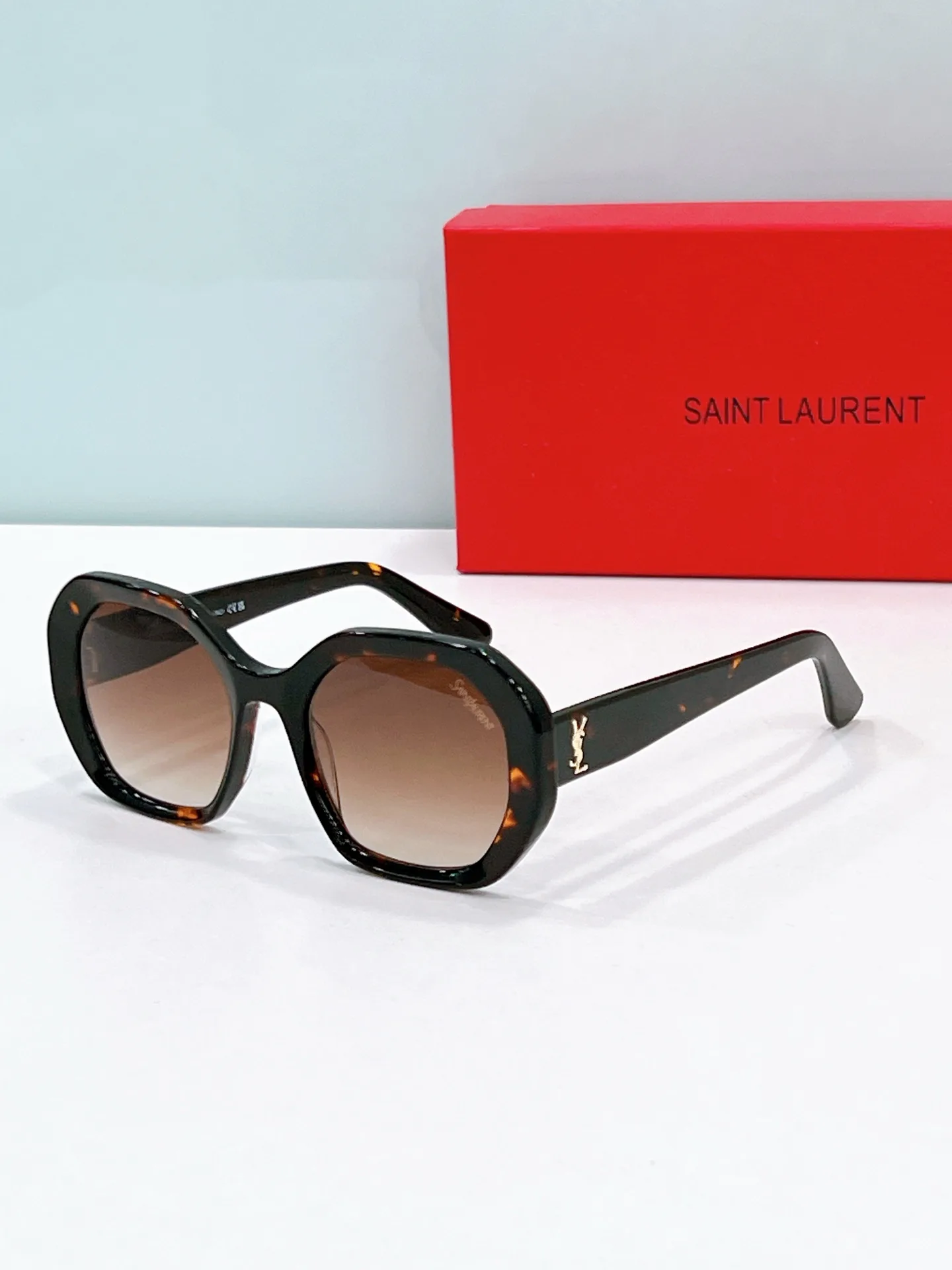 Очки Saint Laurent 378748