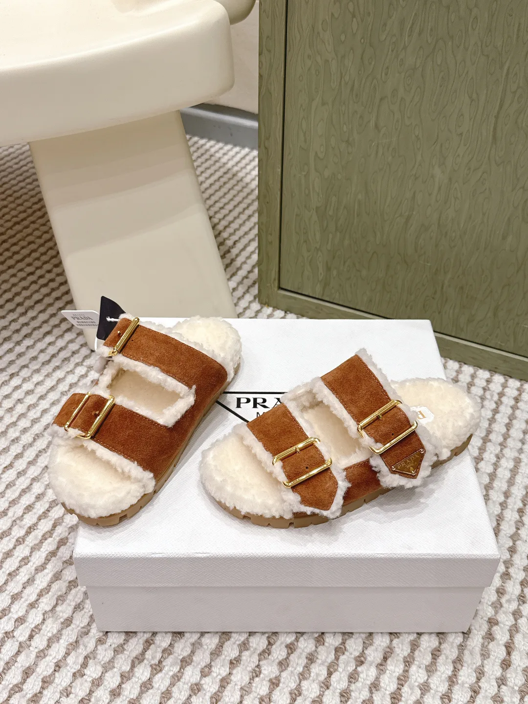 Тапочки Женские Prada 803771
